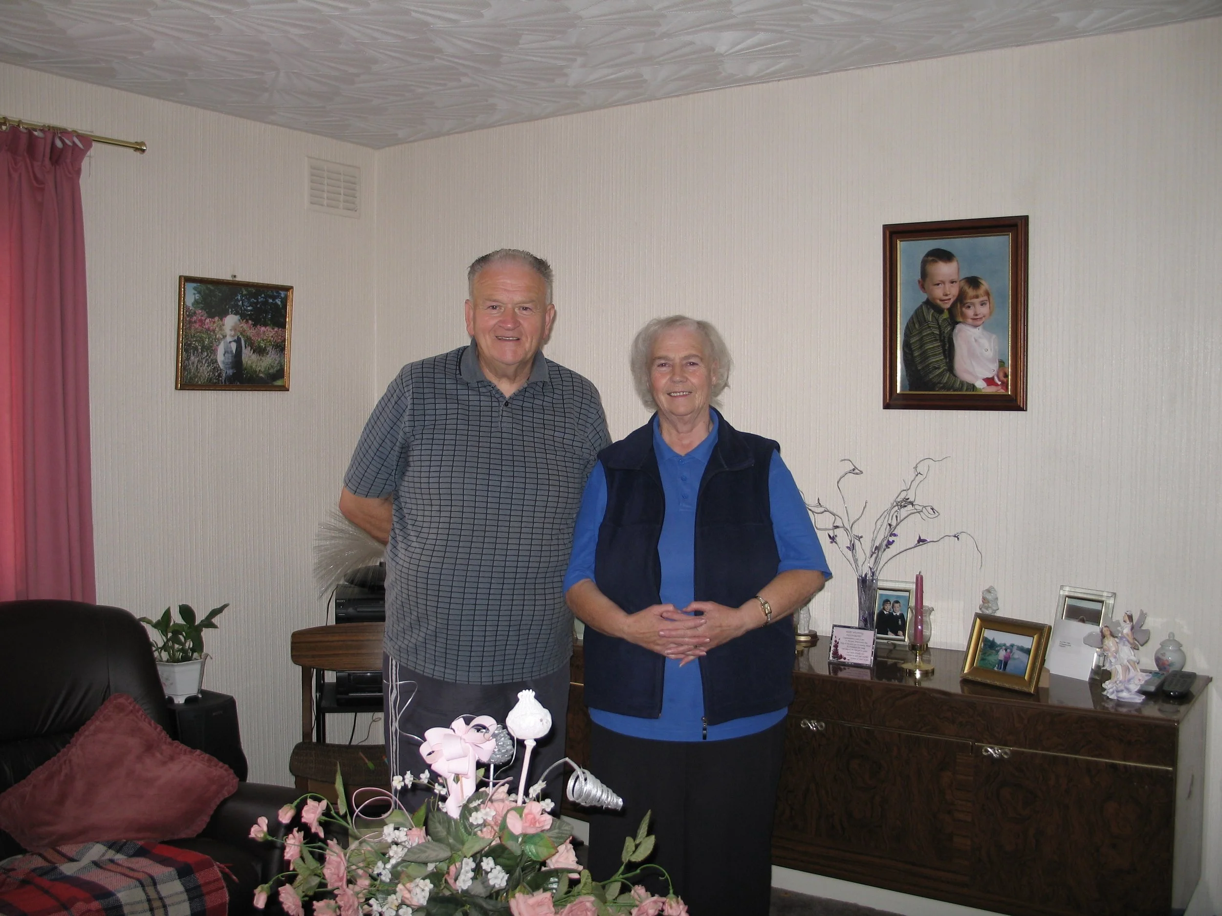 John and Joyce Reid, Findochty, Aberdeenshire, October 2006. Photograph by Frances Wilkins. 