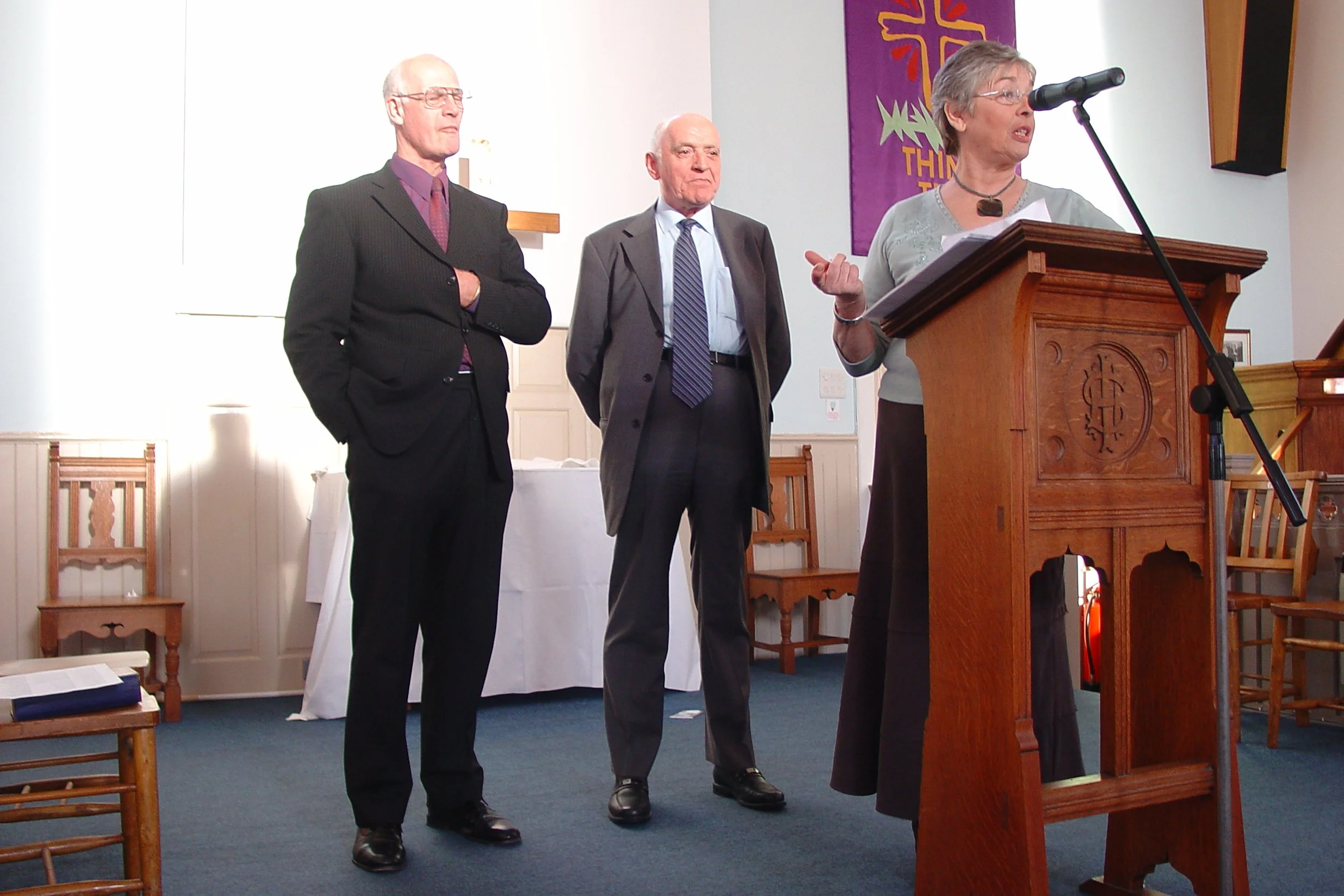 Raymond Mack and Tom Fobister, Sankey Night, Dyce Parish Church, Aberdeen, April 2006. Photograph by Frances Wilkins. 