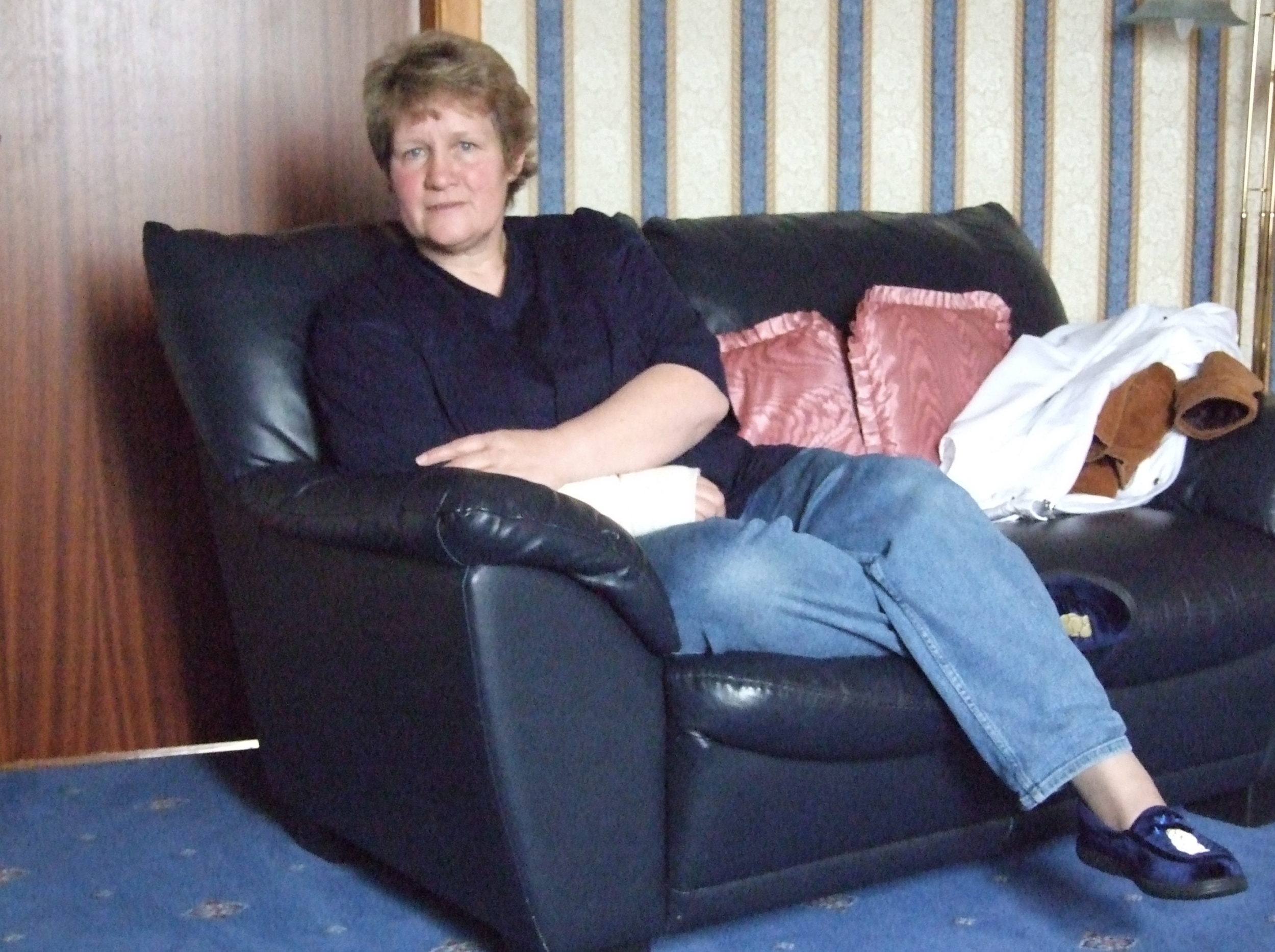 Annitta McDonnell, singer, Fraserburgh, Aberdeen. June 2007. Photo by Frances Wilkins.