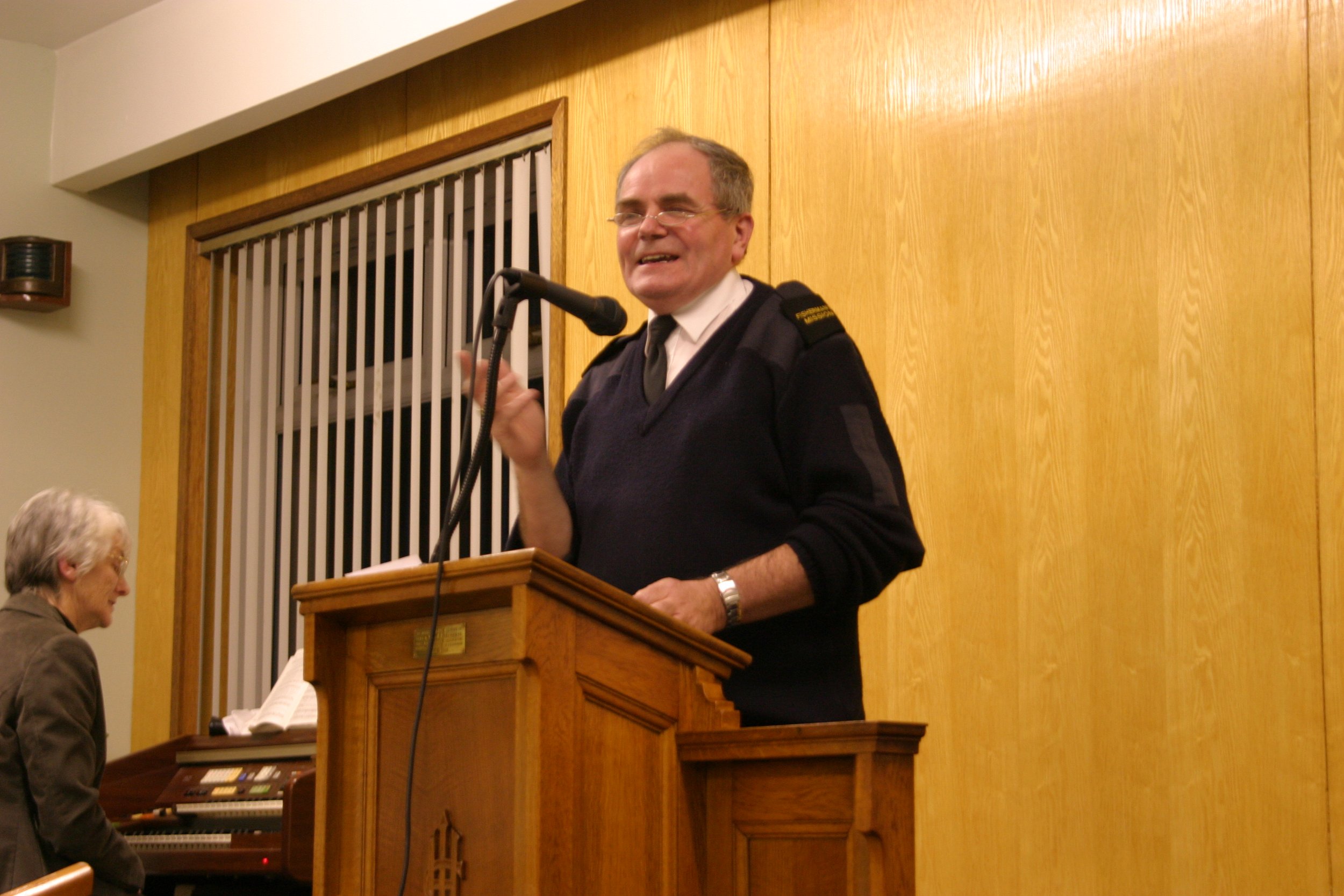 George Shaw, mission superintendent, Peterhead Fishermen's Mission, Aberdeenshire, November 2006. Photograph by Frances Wilkins. 