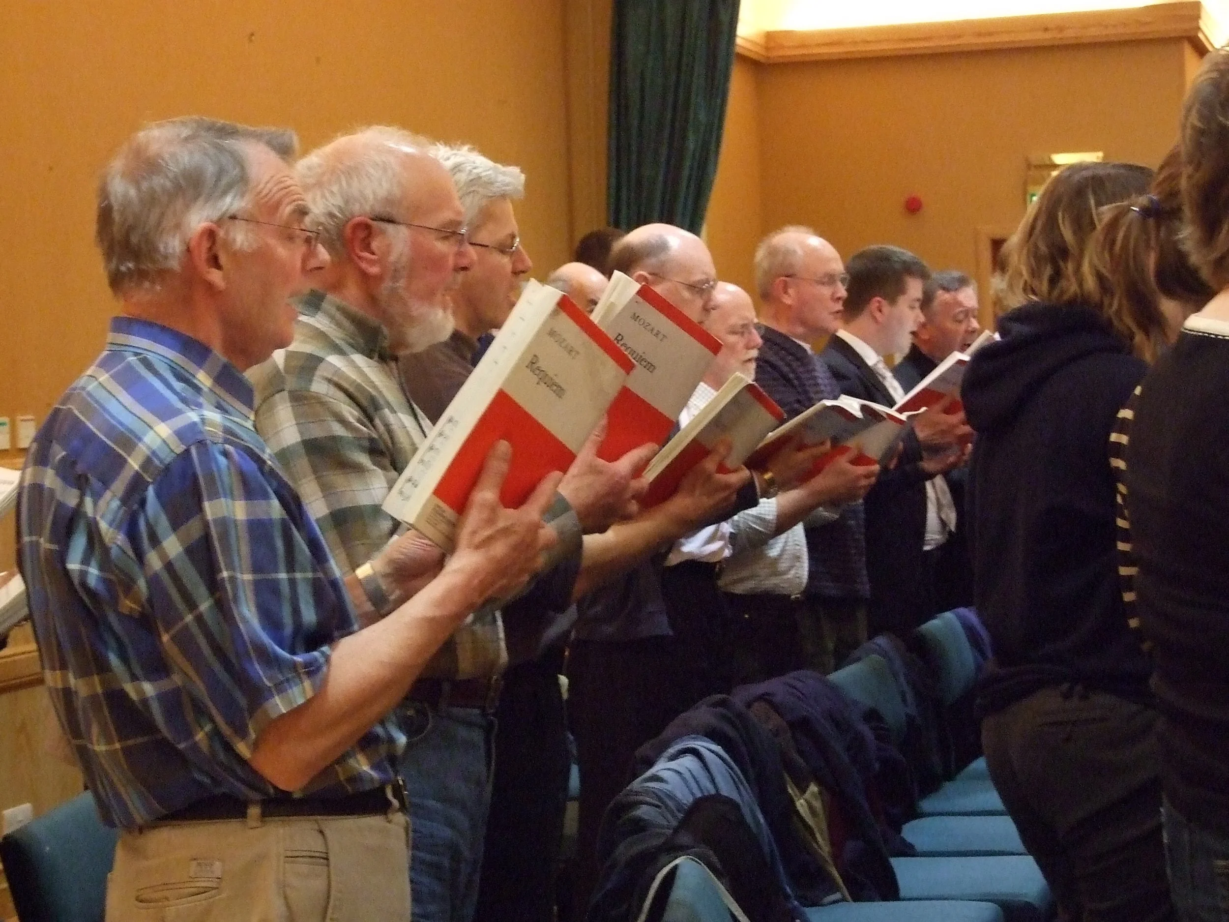 Lerwick Choral Society practice, Islesburgh Community Centre, Lerwick, Shetland, April 2007. Photograph by Frances Wilkins. 