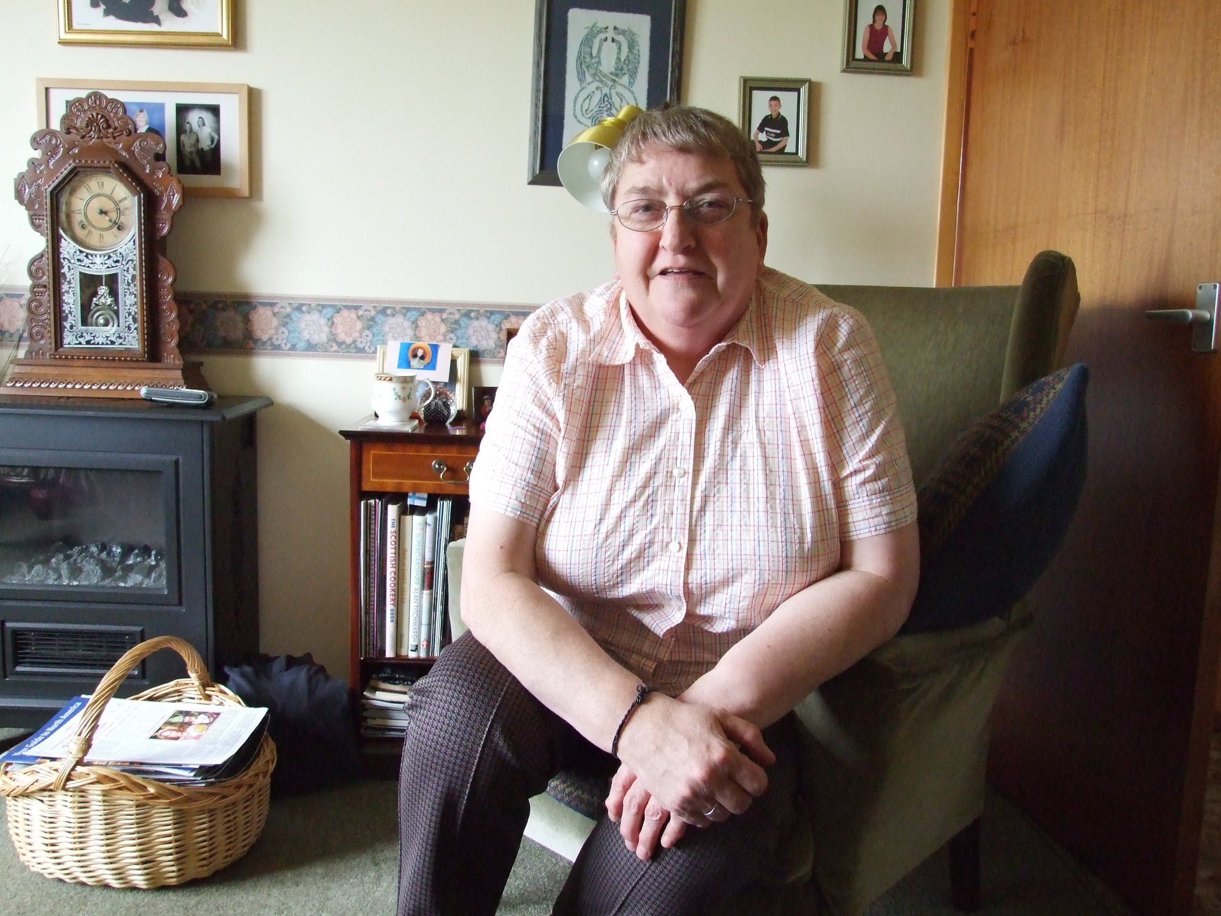 Elma Johnson, Bigton, Shetland, May 2007. Photograph by Frances Wilkins.