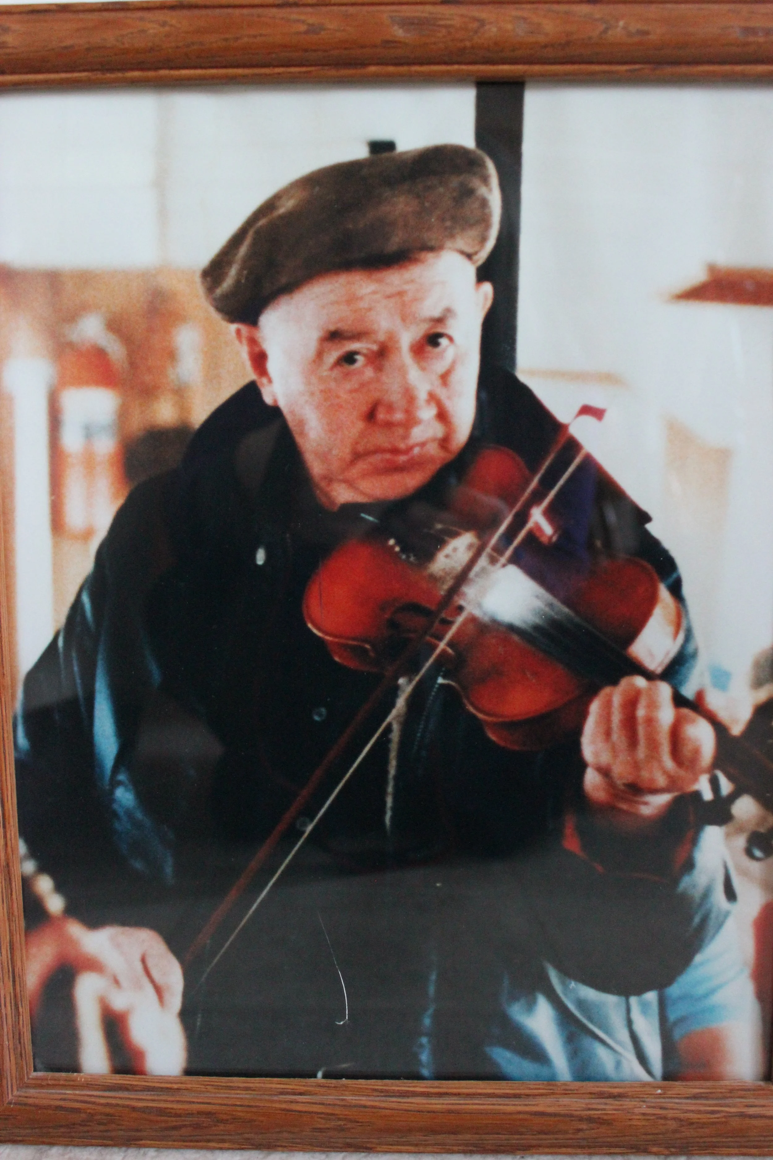 Robert McLeod, fiddler, Moose Factory, c1980s. Photographer unknown.
