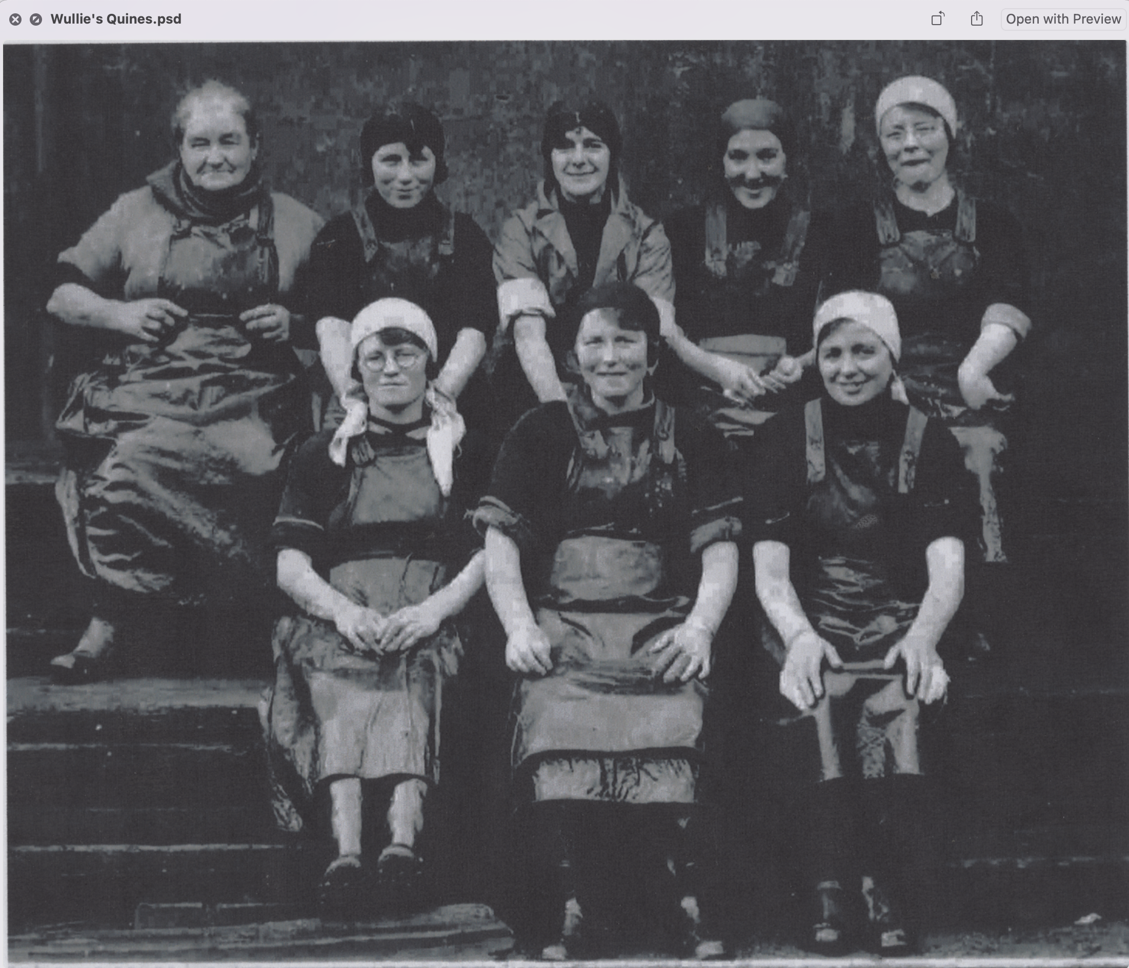 Wullie's Quines, fish gutters and singers from Boddam [n.d.], photograph courtesy of Alex J. Stephen.