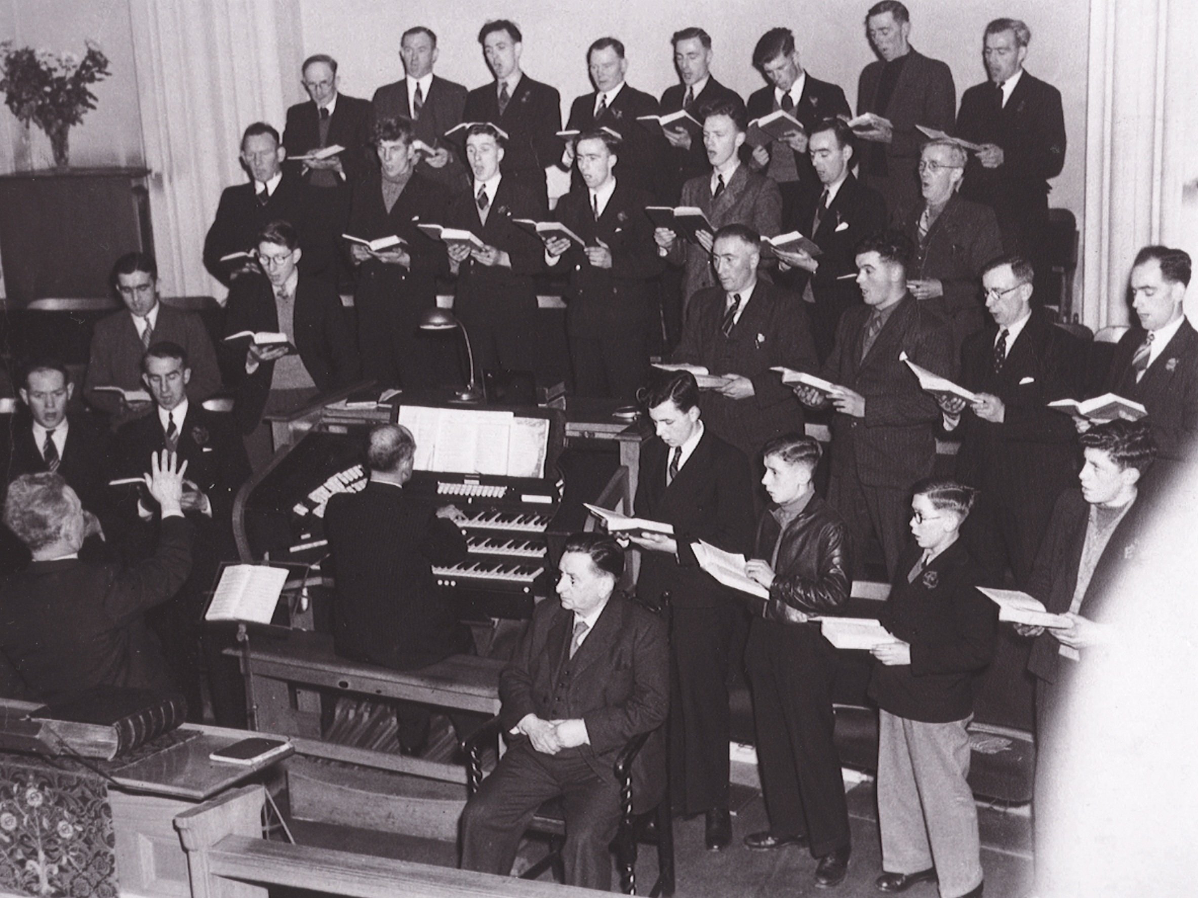 Peterhead's Kedron Choir in Yarmouth, 1948. Photograph courtesy of Alex J. Stephen.