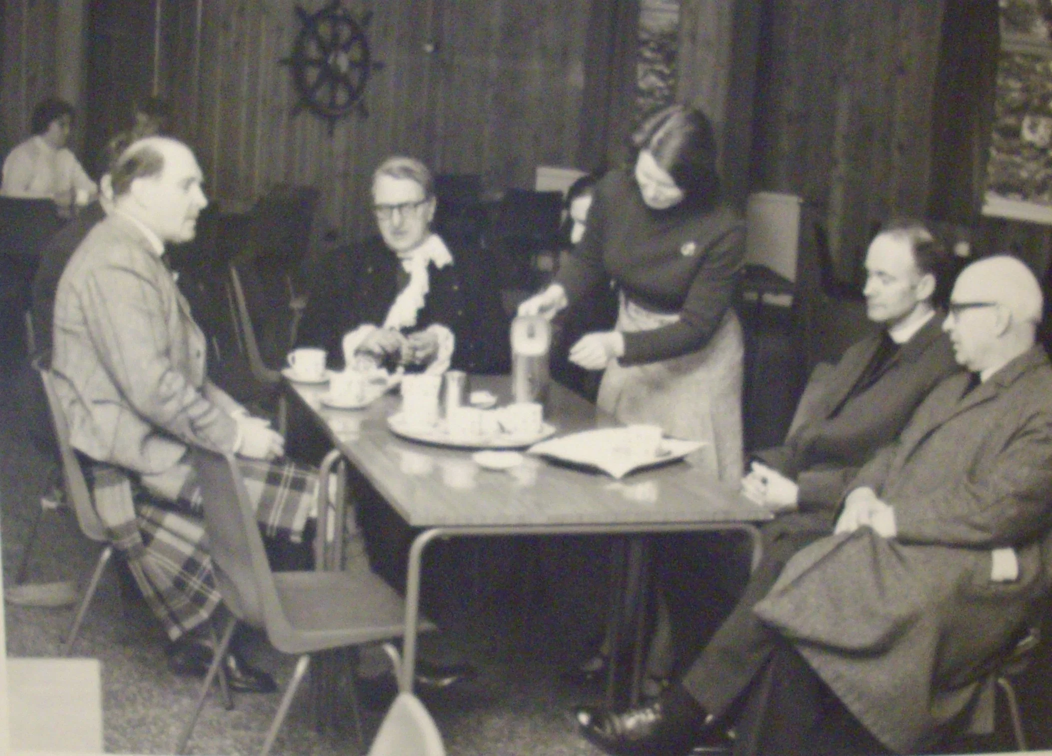 'Fraserburgh Mission Visitors' [n.d.], courtesy of Fraserburgh Deep Sea Mission.