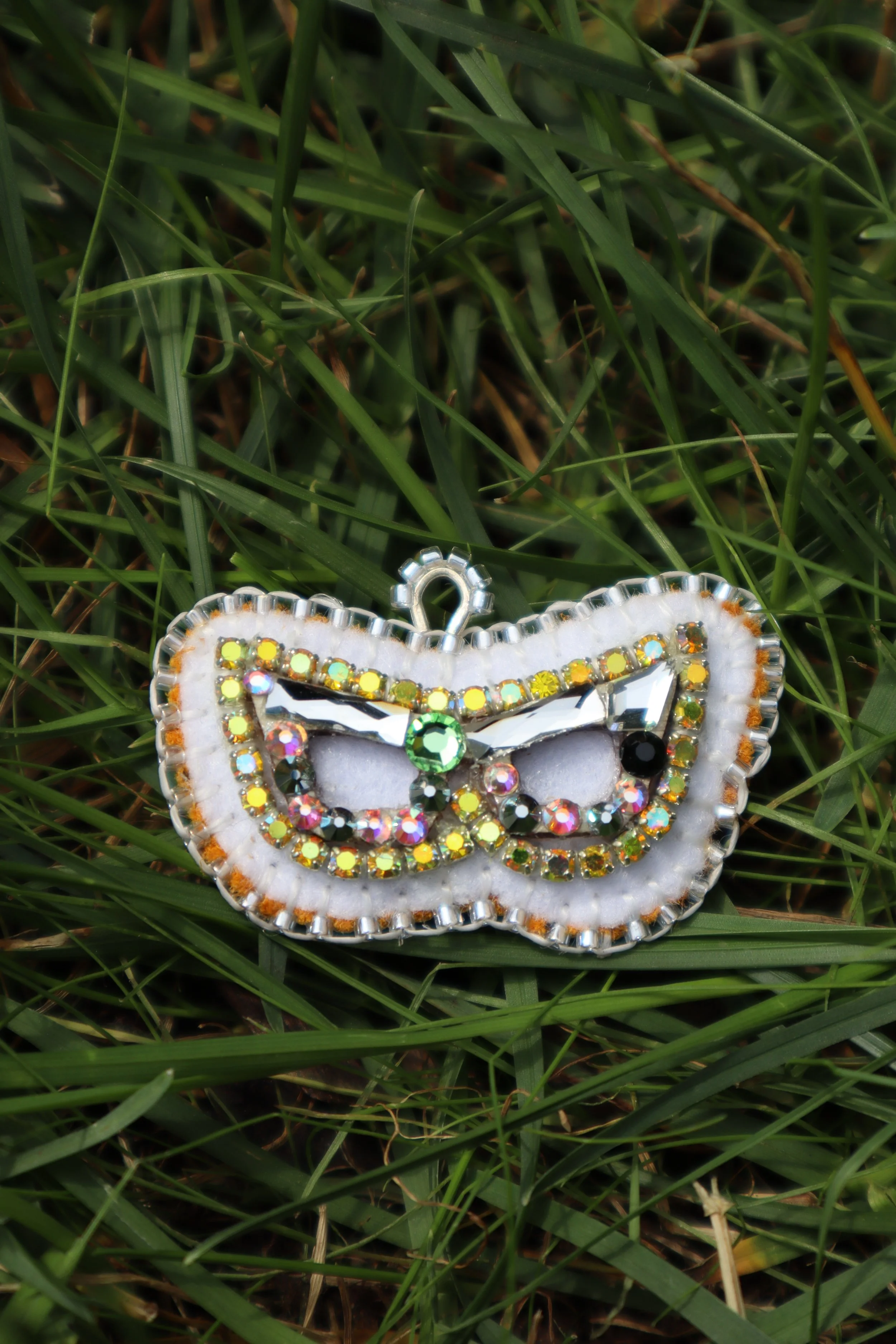 Sparkle Glasses Charm