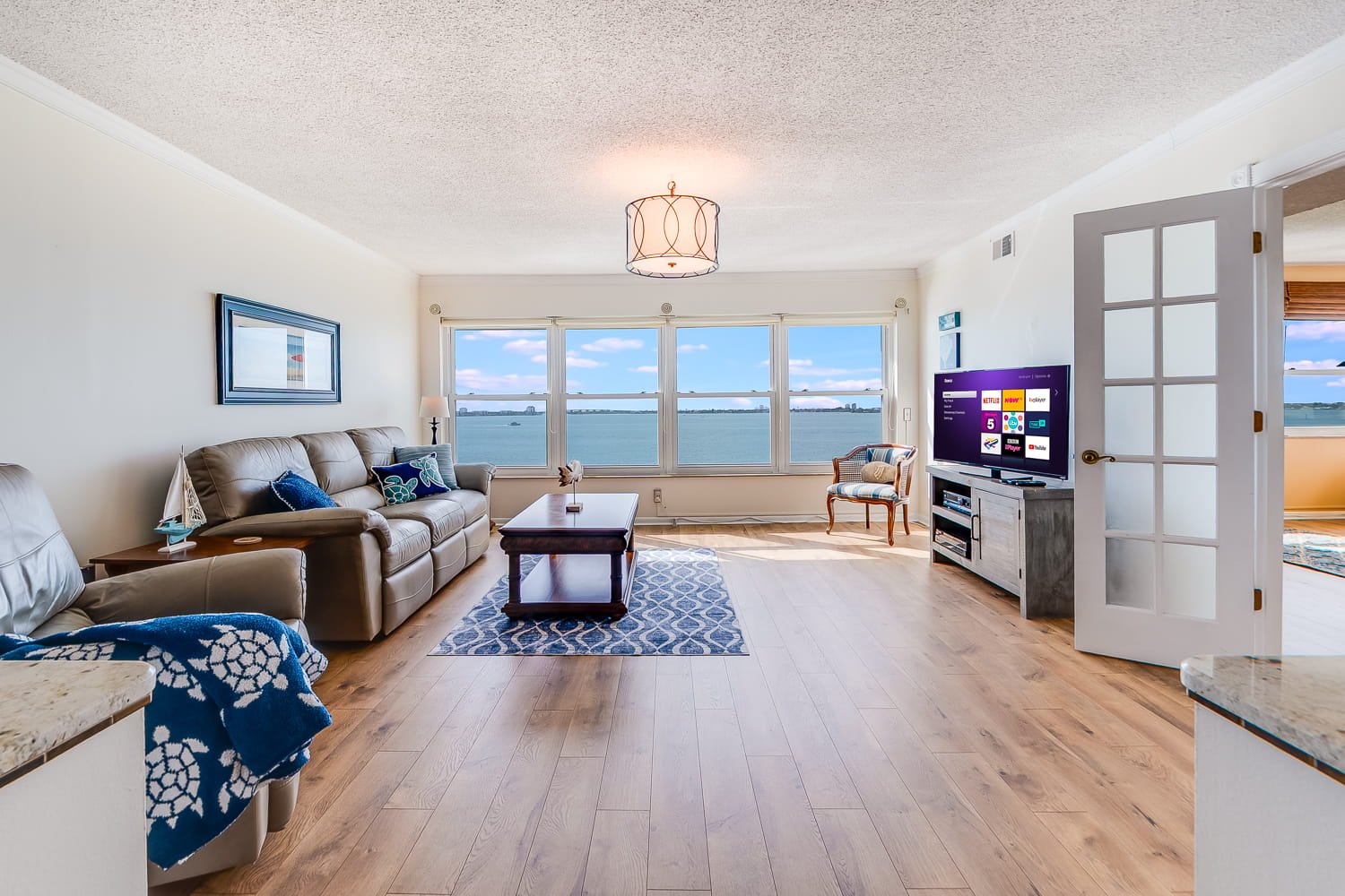 Elite-Pinellas-Real-Estate-Photography-Gulfport-Town-Shores-Condominium-Interior-Photography-3.jpg
