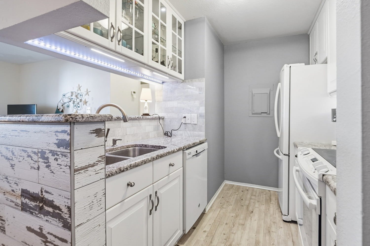 Elite-Pinellas-Real-Estate-Photography-St-Petersburg-Condo-15.jpg