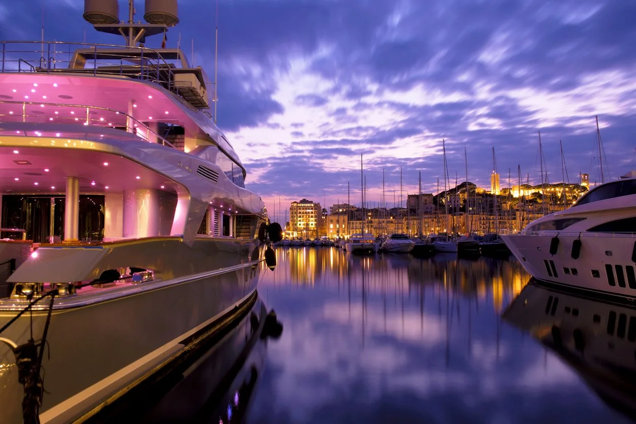 Cannes, Two Sessions, One Direction.