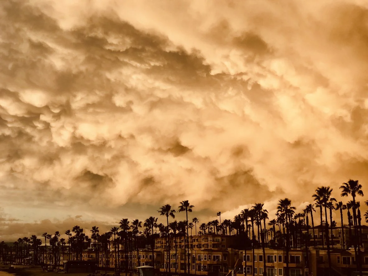A Super El Niño Tests the Transition. It Does Not Accelerate It.