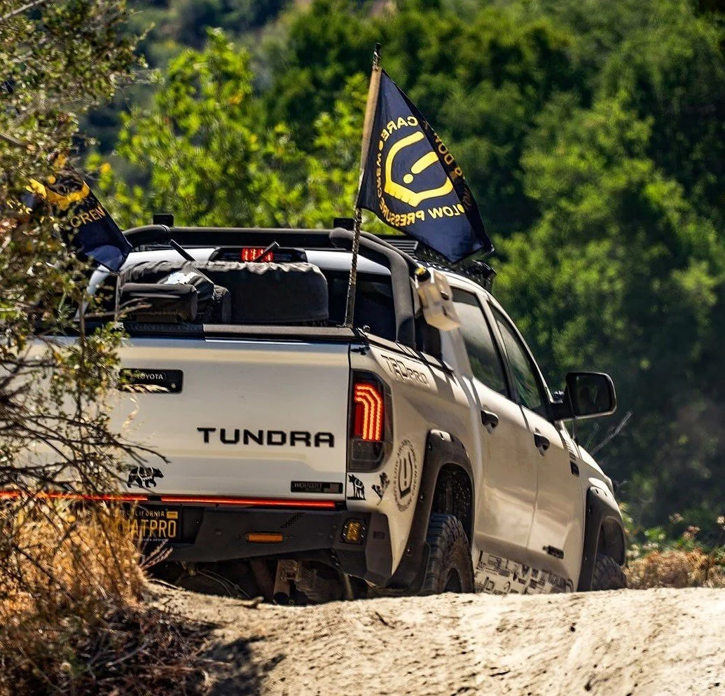@thatwhite_trdpro