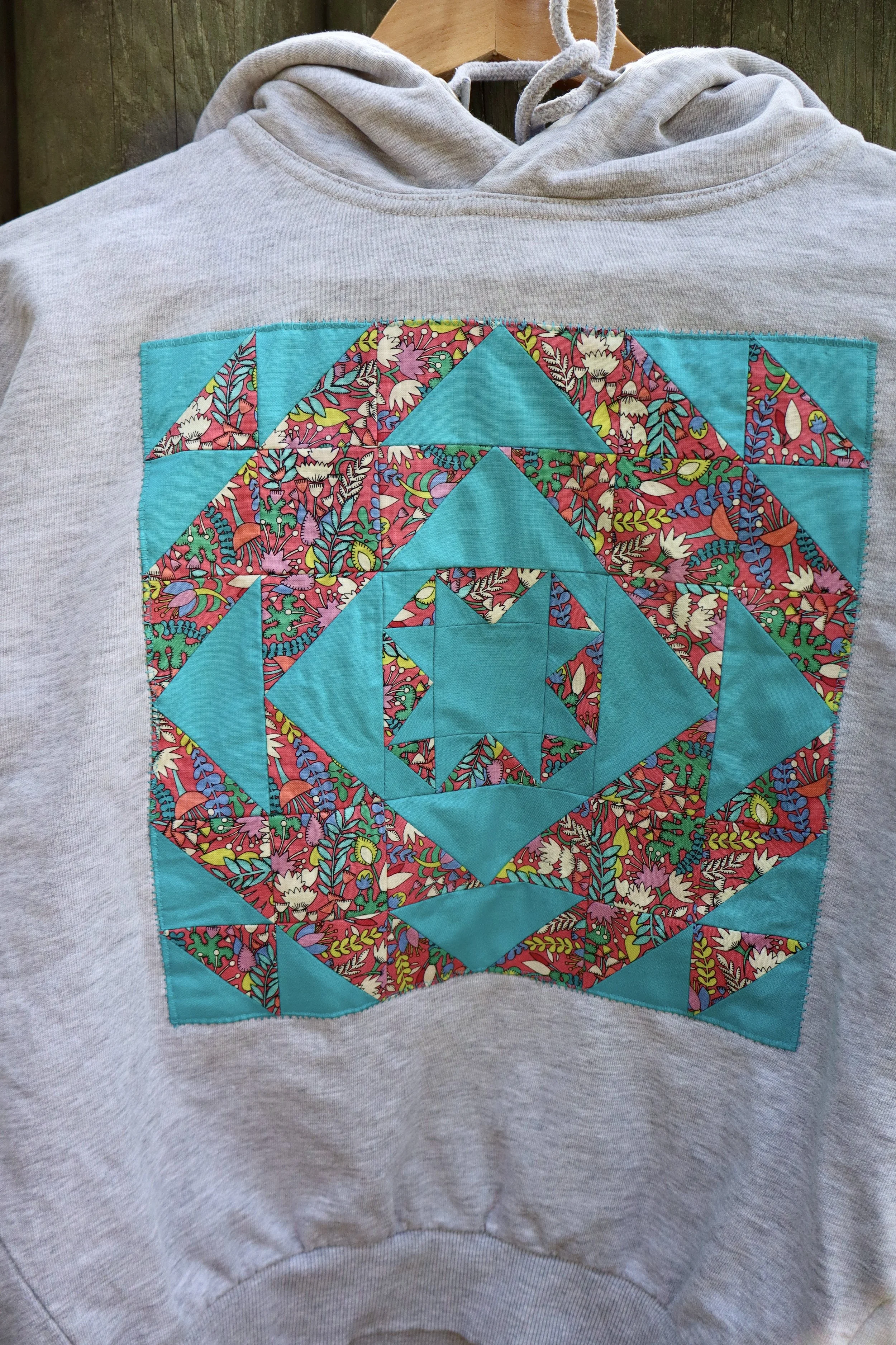 BluePink_star_sweater02.JPG