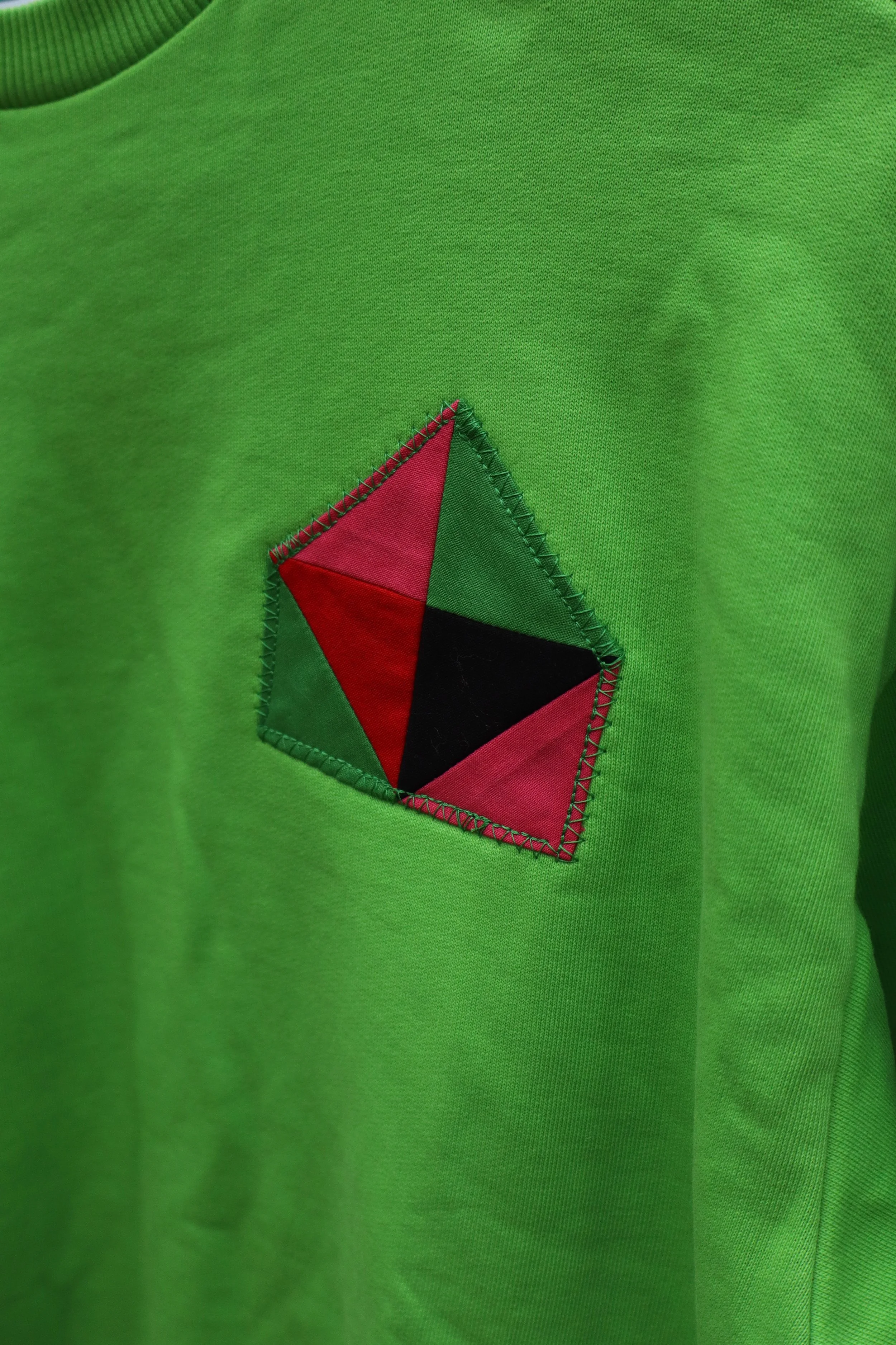Wheel_of_Lime_Sweater02.JPG