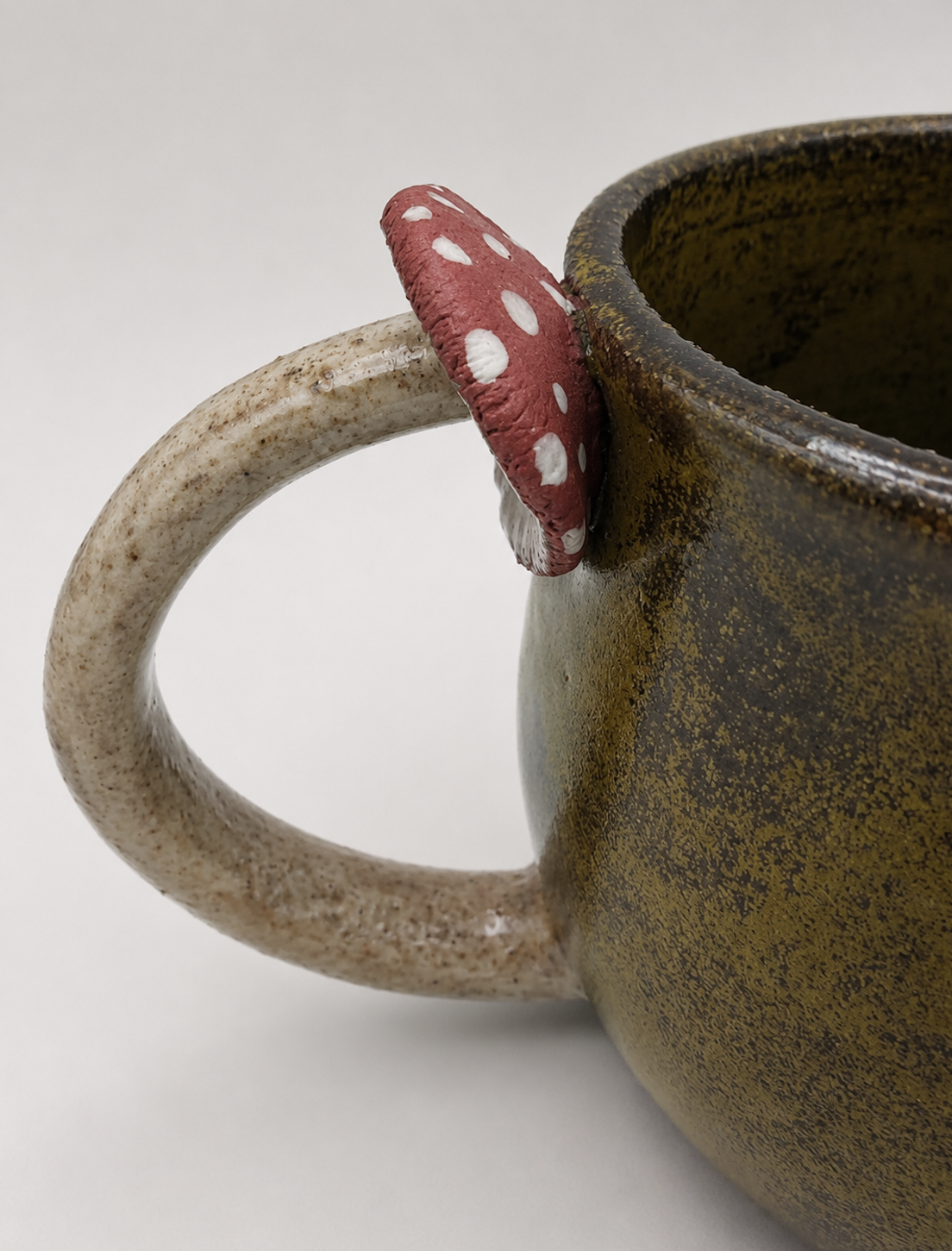 mushroom handle detail.png