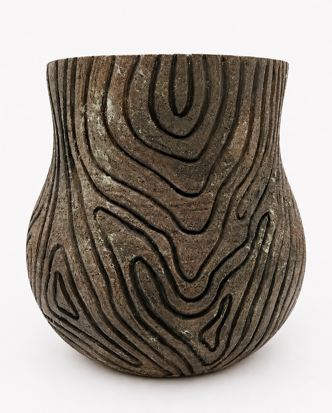 tree trunk vase 1.png