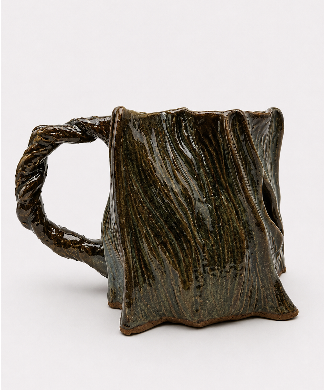twisted tree mug 2.png
