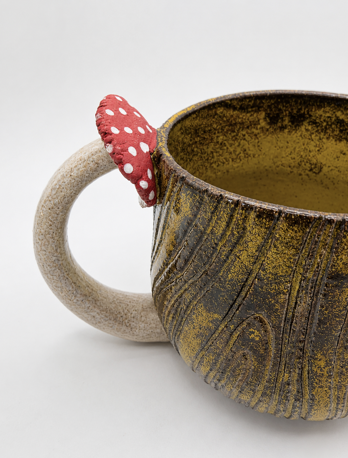 textured mushroom mug 2b.png