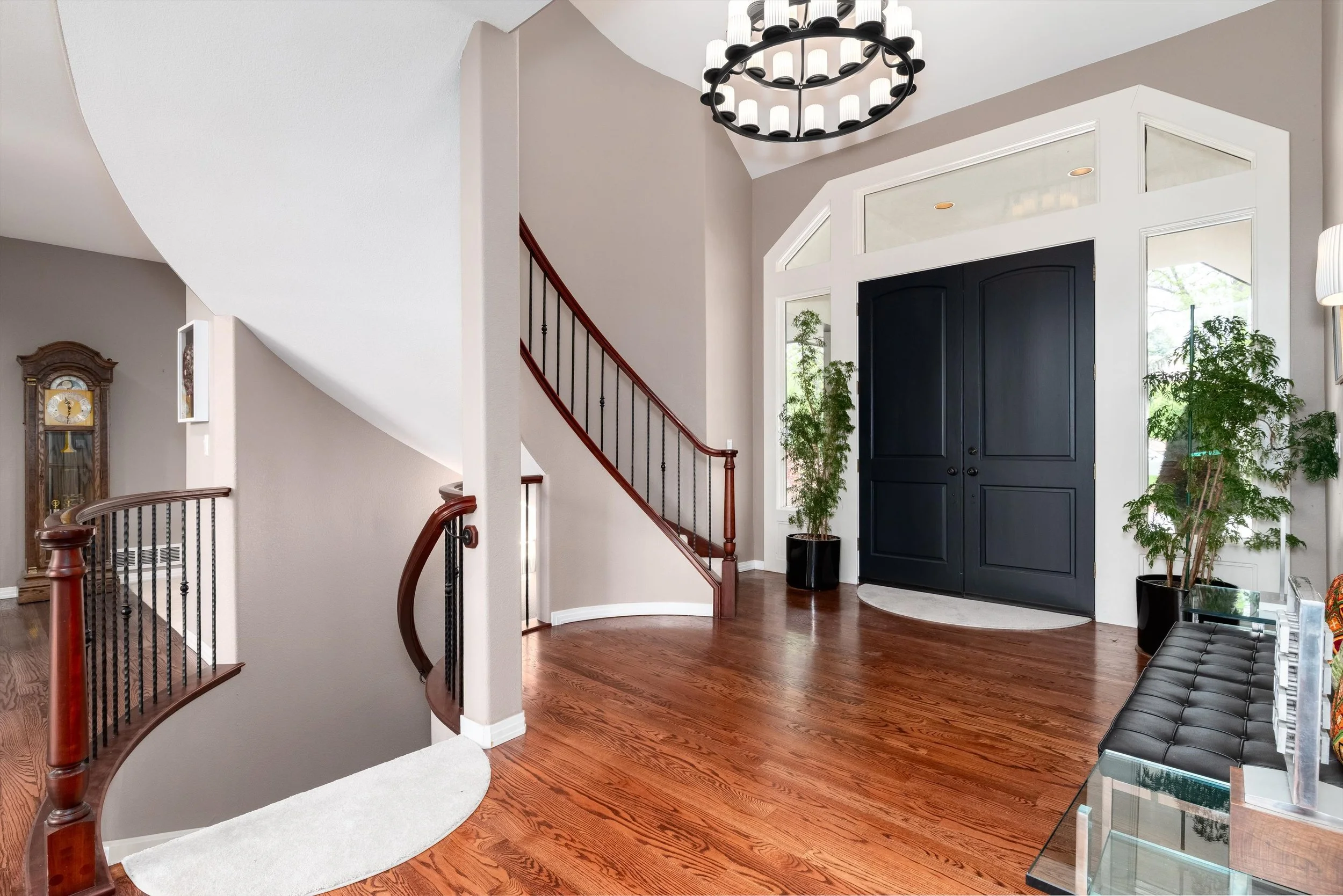 06-Foyer.jpg