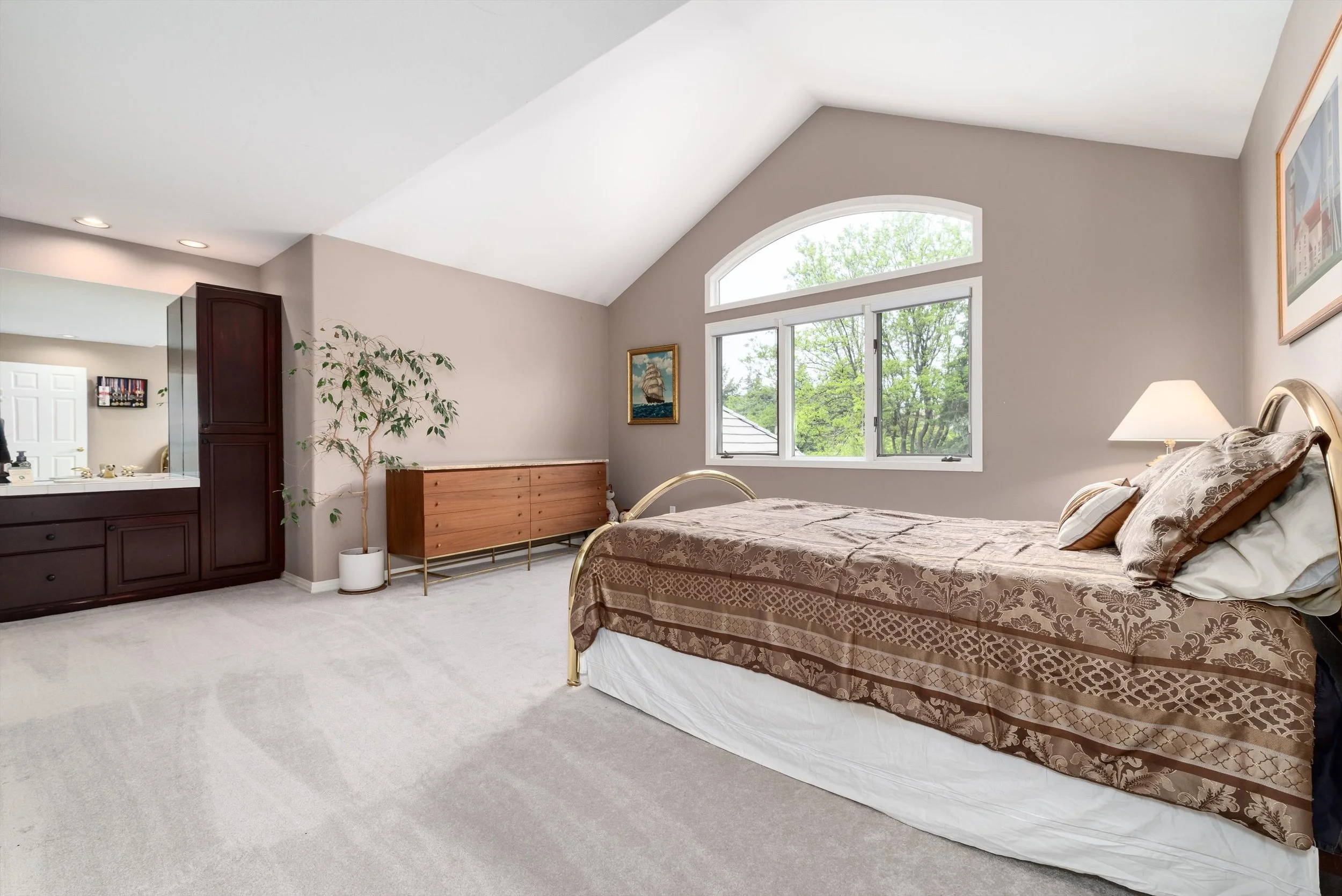 54-3rd Bedroom.jpg