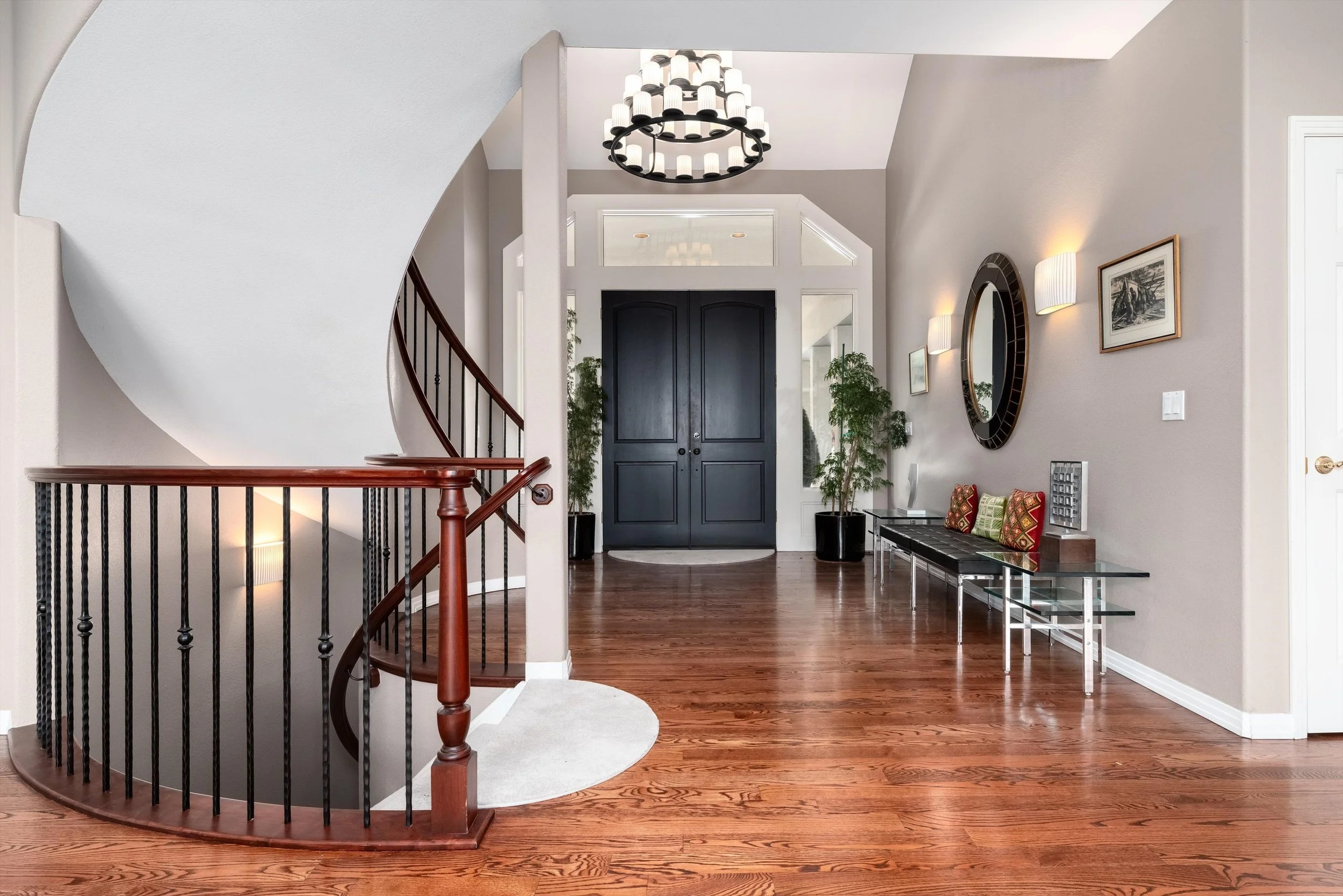 07-Foyer.jpg