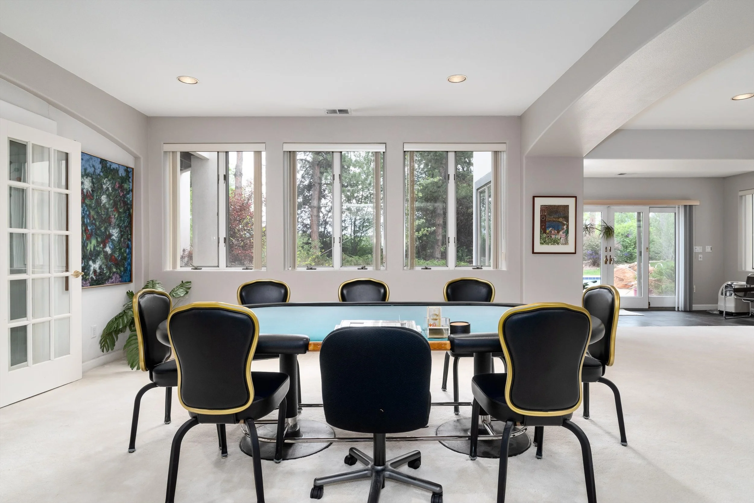 60-Entertainment Room.jpg