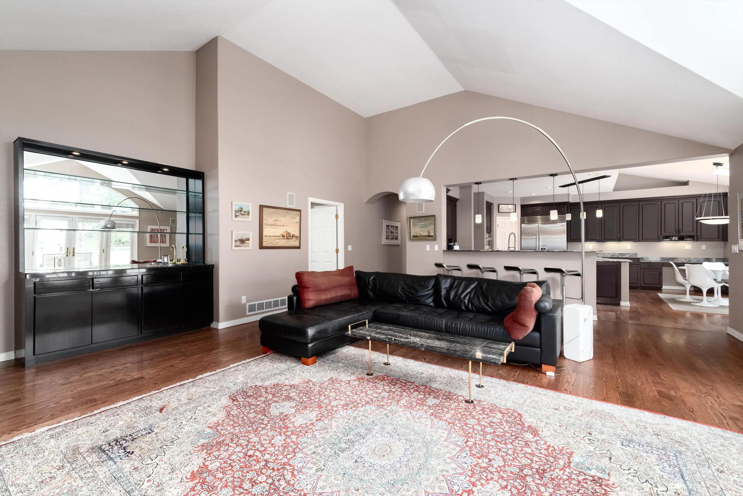 35-Family Room.jpg