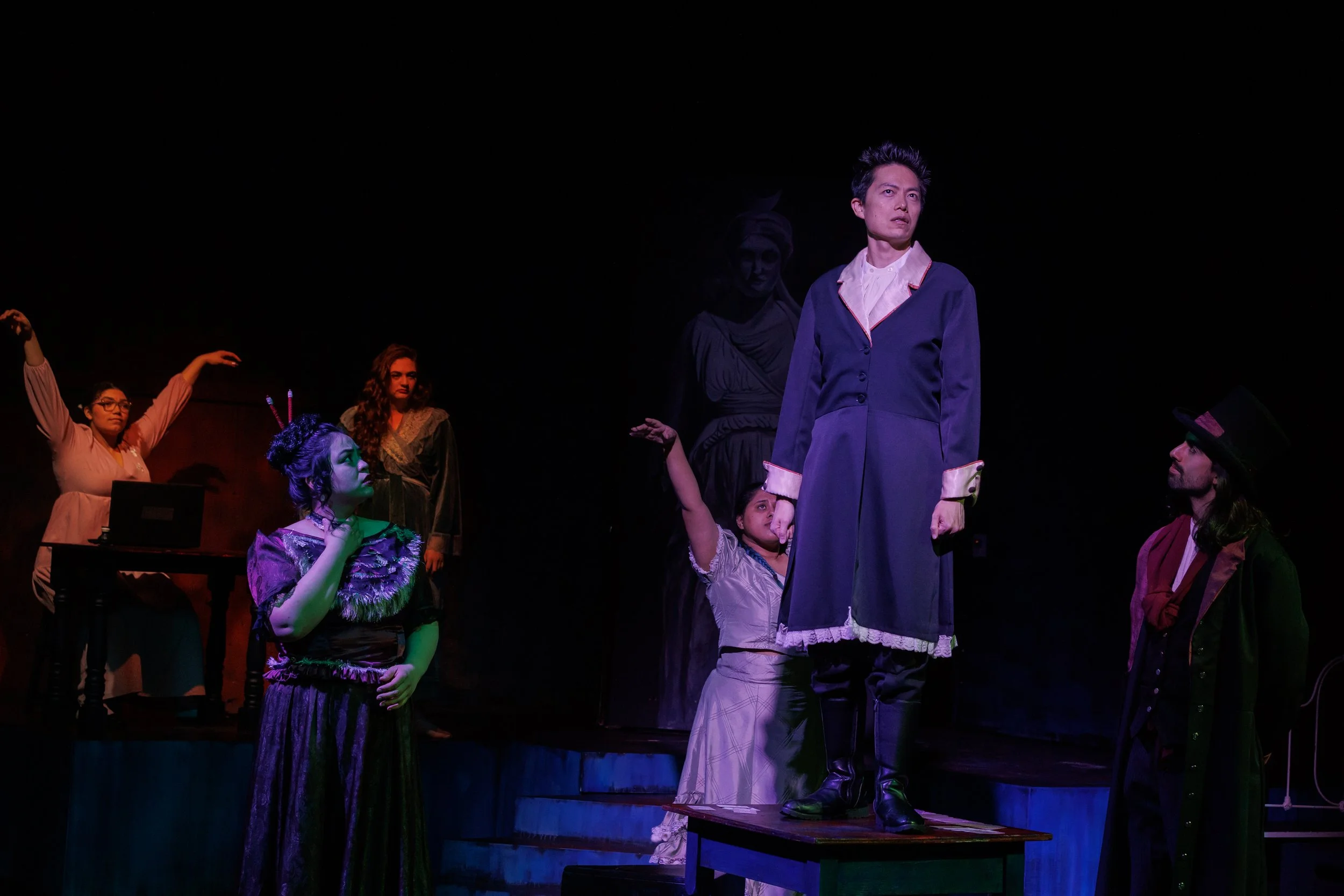 AVampireStory_photobySRace_2023_5075 Darvell_s tale 1.jpg