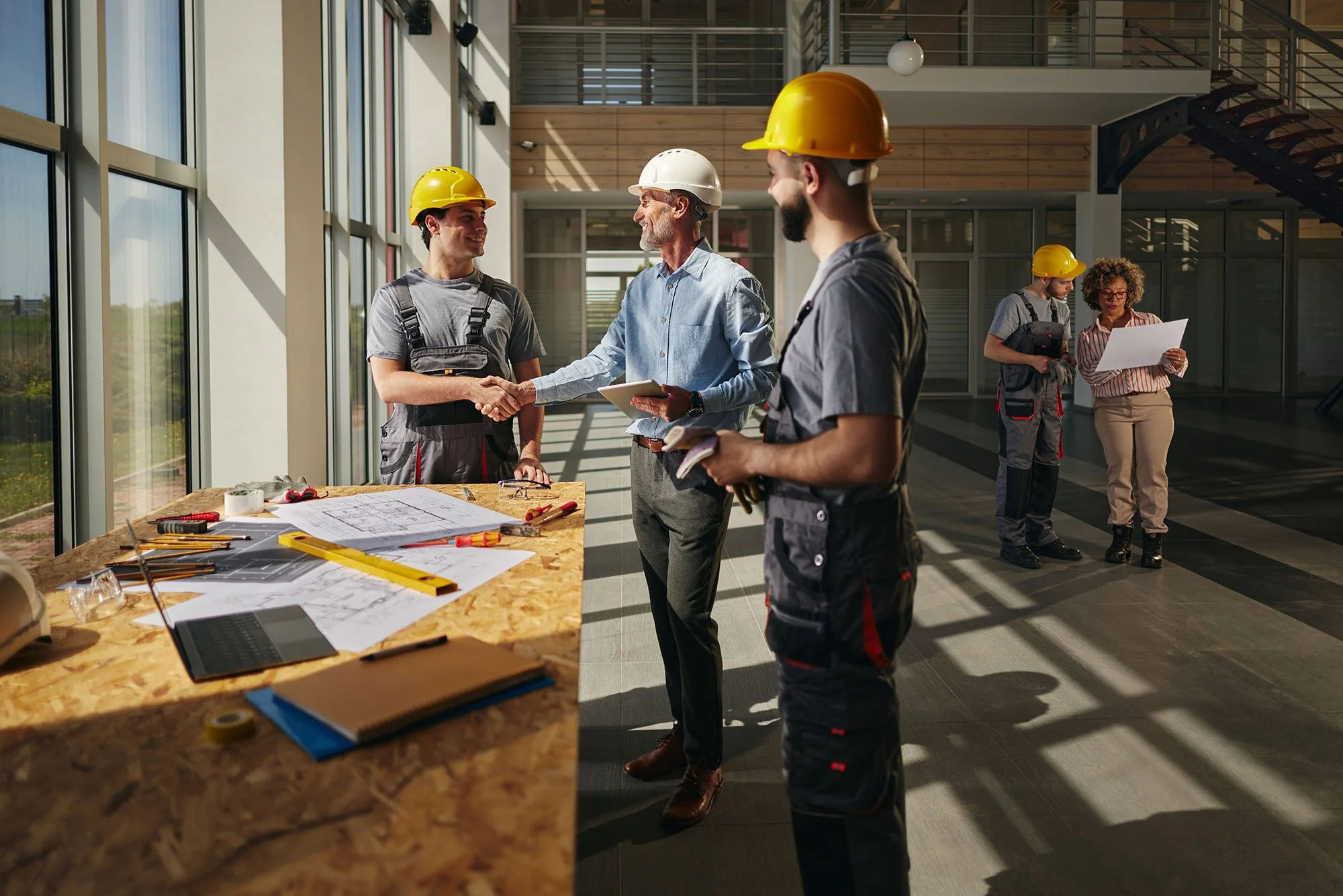 construction workers meeting