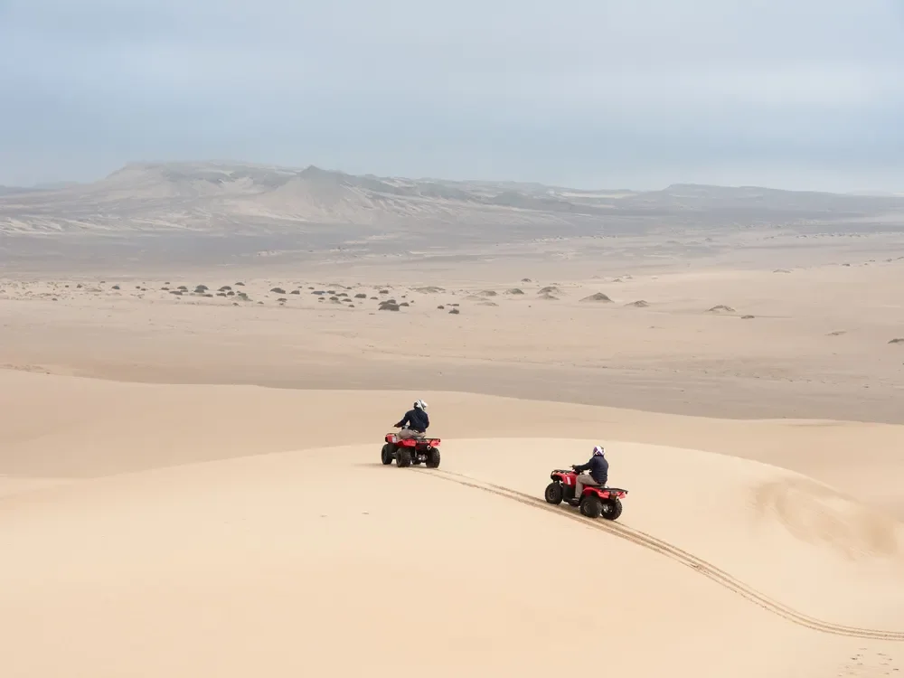 namibia-shipwreck-lodge-quad-biking-4.webp