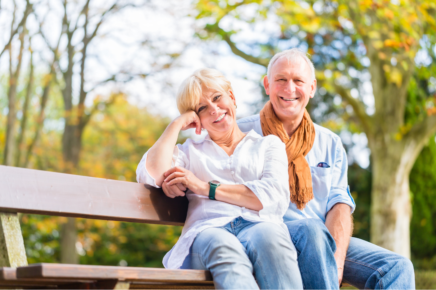 Older couple enjoying retirement and planning confidently for their Medicare healthcare needs.