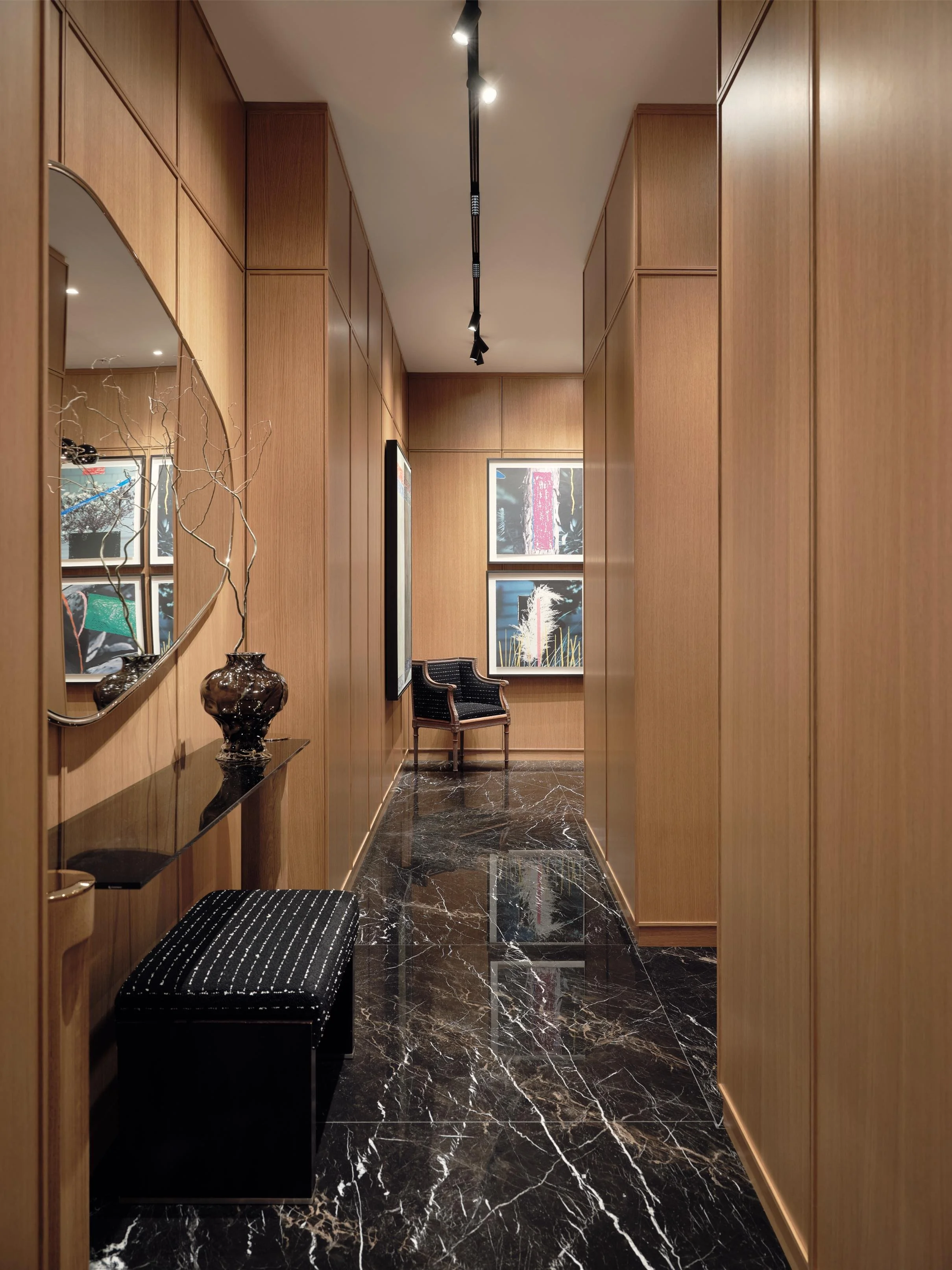 003 - Ritz_8920_HD.jpg