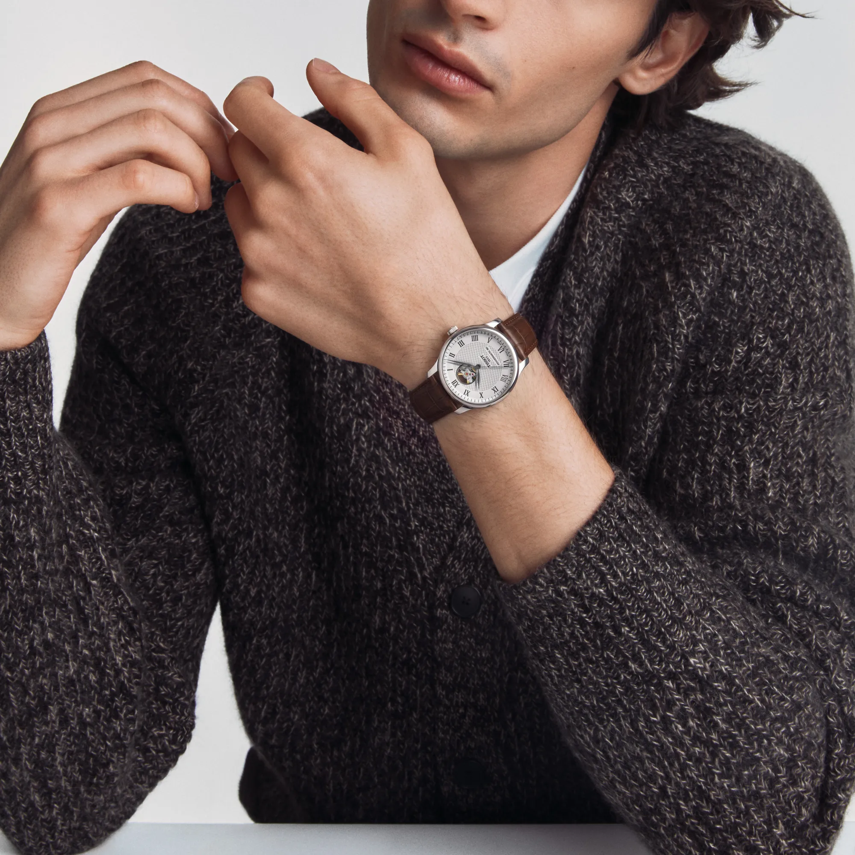 770943f8-5109-4b89-8c65-73657eb0f2c6_T006_407_16_033_01_WRIST.png