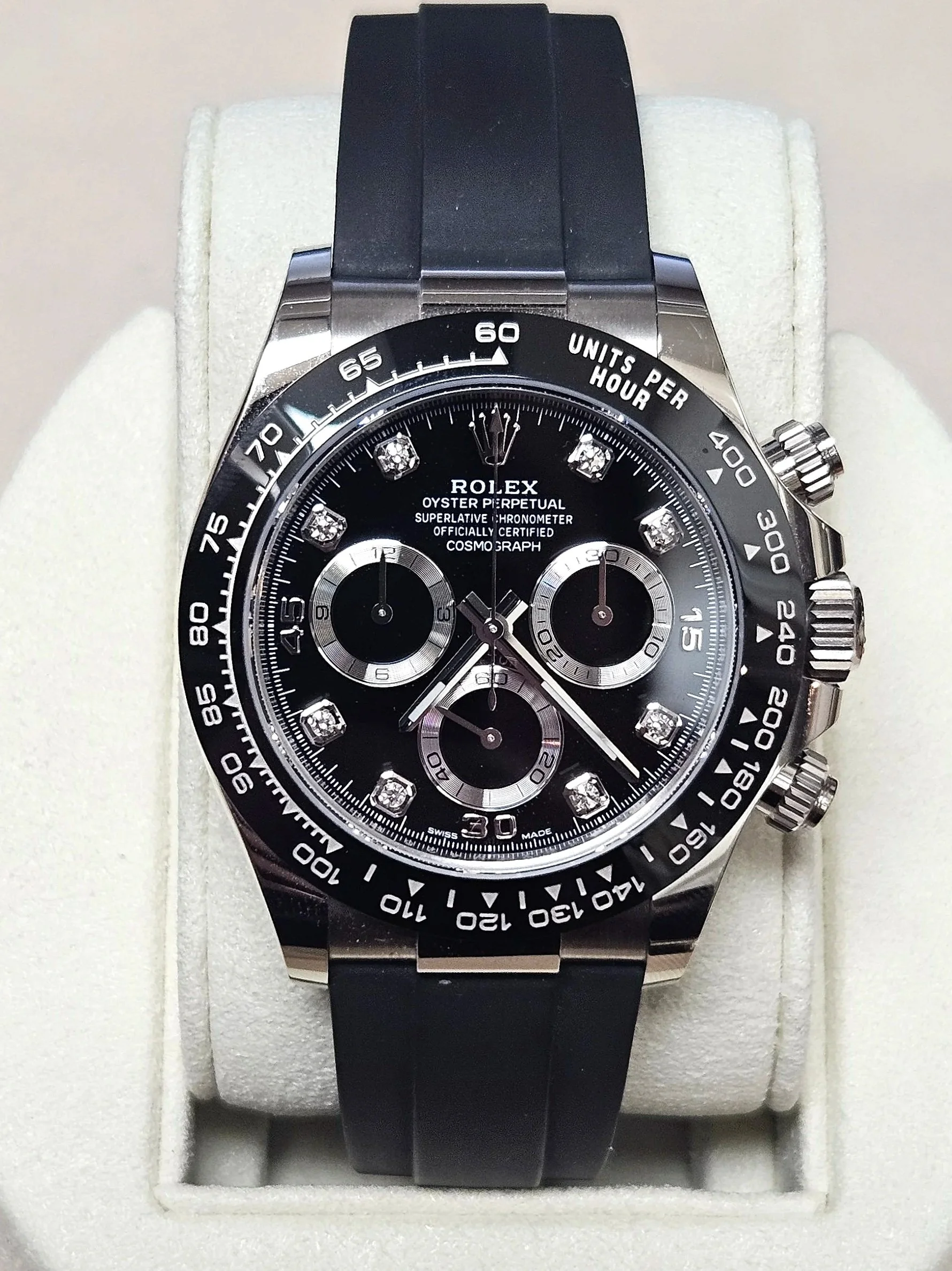 2023 Rolex Daytona 40 — 18K Yellow Gold, Oysterflex Bracelet Price: $48,000 Condition: New — never worn Includes: Full set (box and papers) Warranty: 1-year warranty