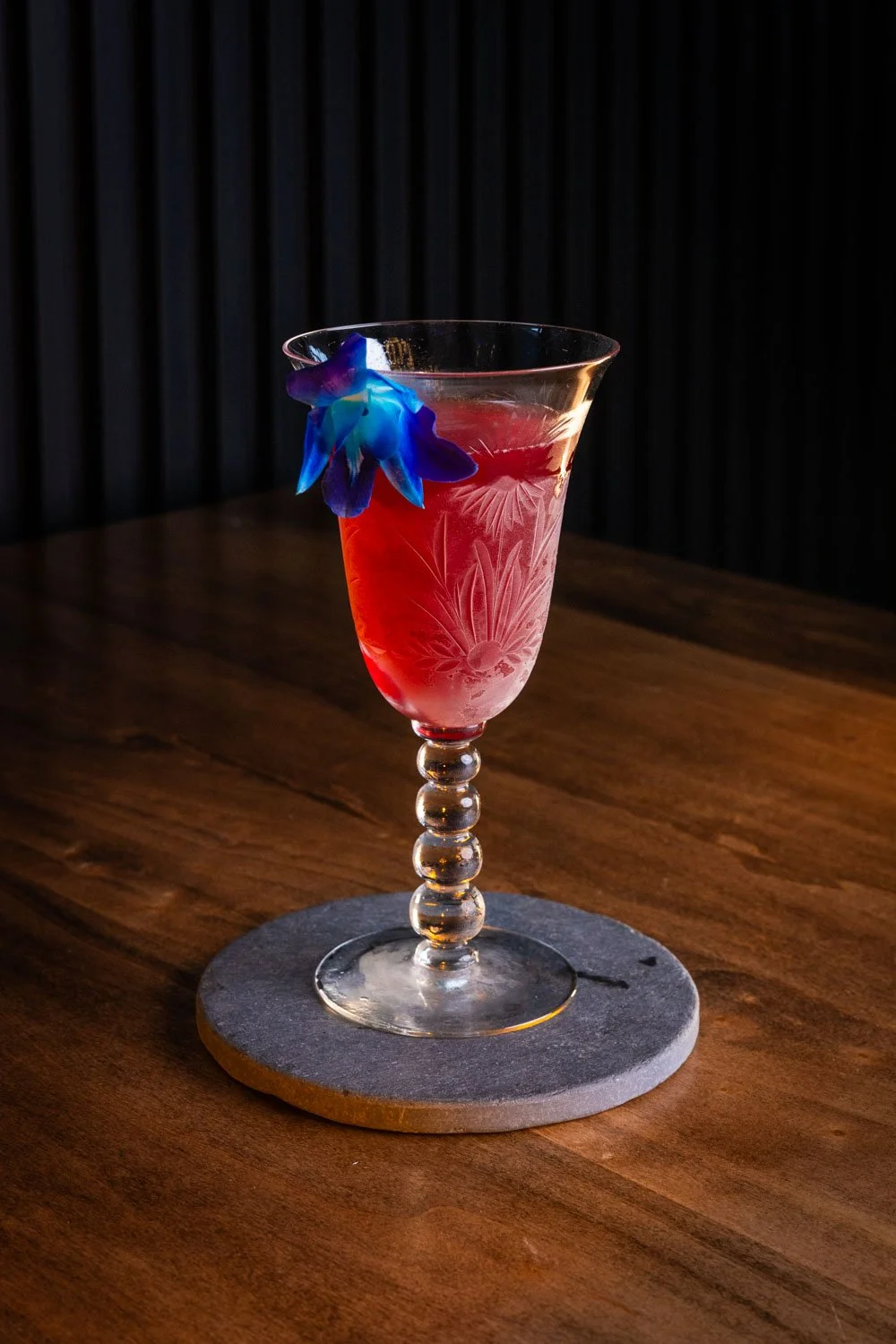 MAGENTA MOON RISING |
hibiscus infused tequila, Campari,
dragon fruit, lemon, Prosecco, rose
water