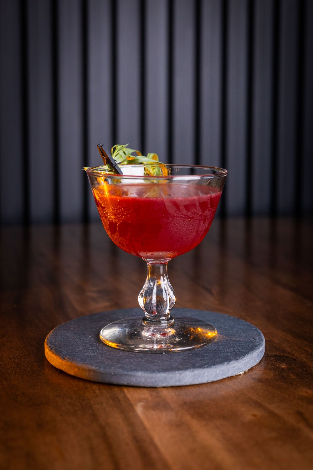COSMO
(WHERE’S WANDA?) |
tarragon and hibiscus infused
Watershed Vodka, Fair kumquat,
cinnamon-pomegranate grenadine, lime,
Peychaud’s