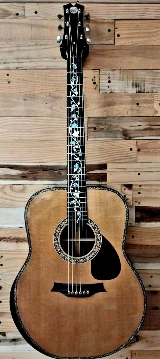McKiddy Guitars The Crossfire Hybrid Dreadnought Jumbo Guitar