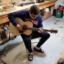 Custom Built Guitar Luthier McKiddy Guitars