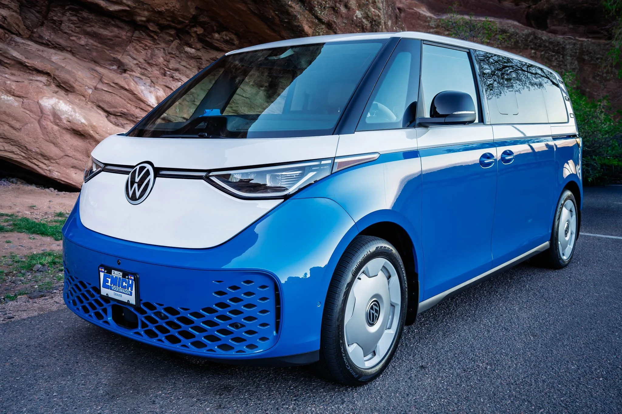 Private shuttle bus for transportation hire to provide comfortable rides to Red Rocks events.