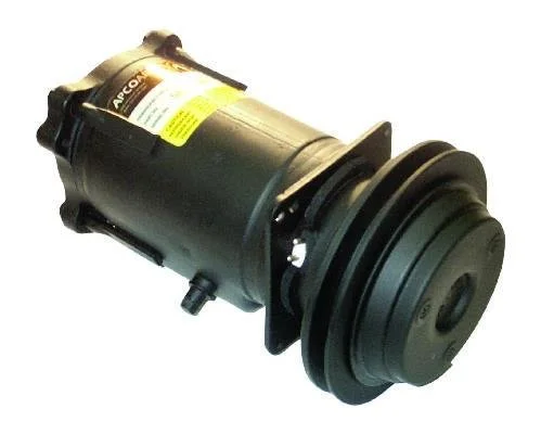 Item # 500-005  -   Reman 12 Volt 10 o'clock 6.77" CL Plain Head Compressor