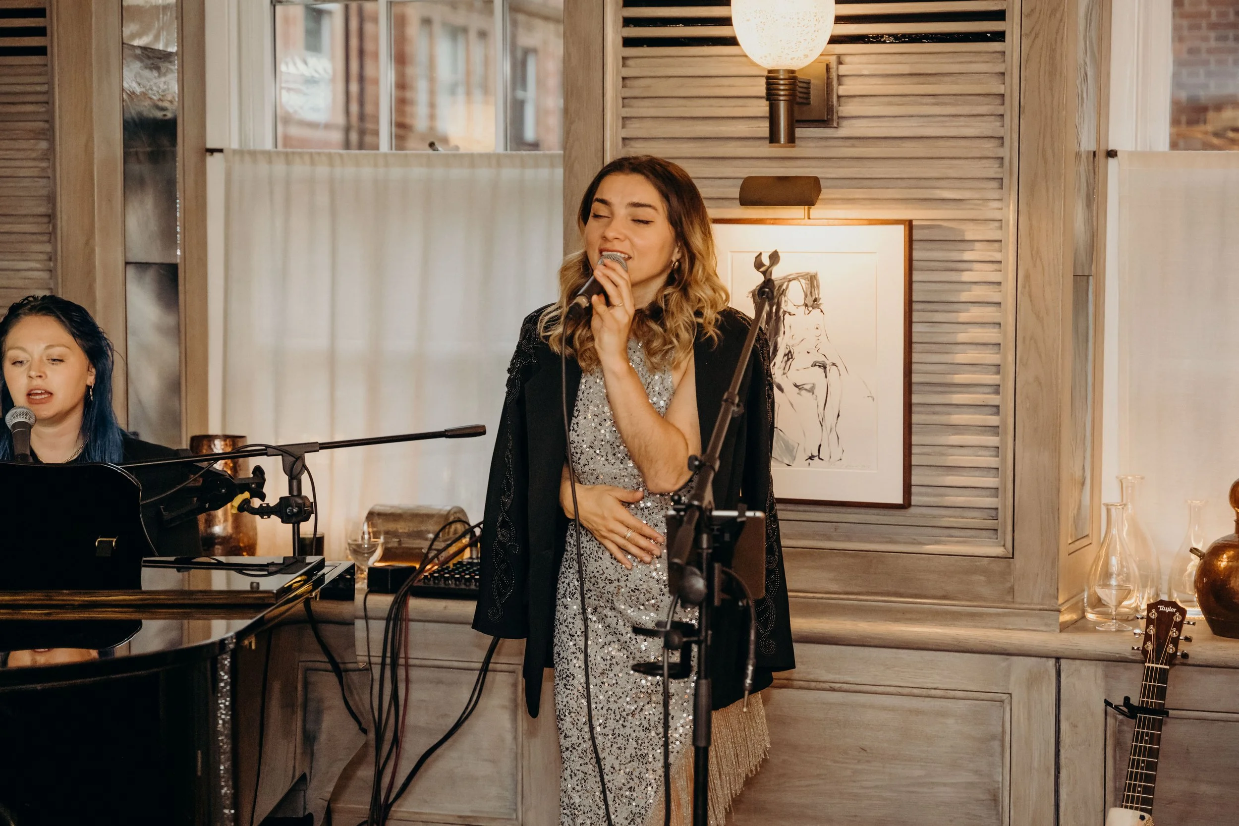 Acoustic entertainment for birthdays, anniversaries and parties