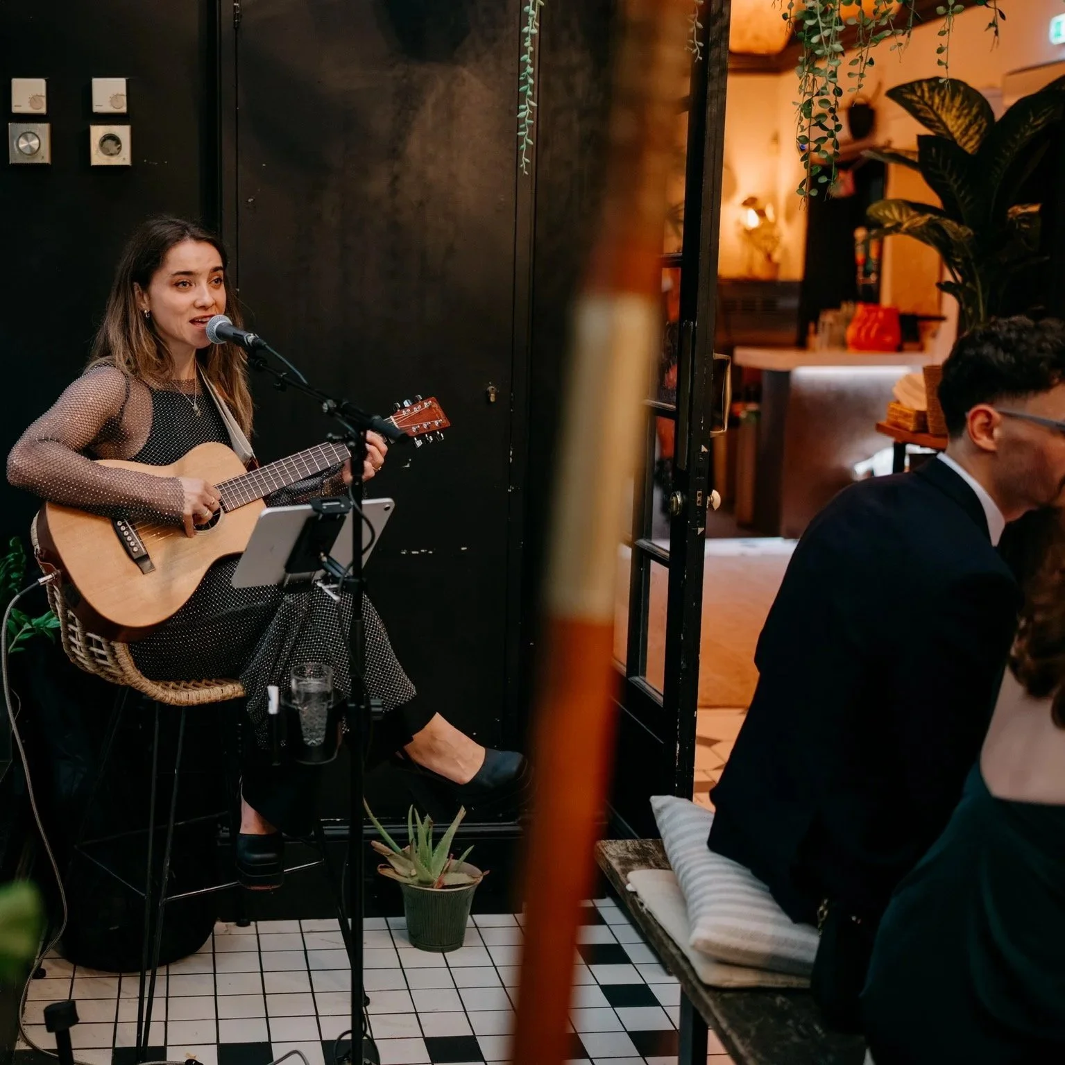 Live wedding performer entertaining guests from ceremony to evening reception