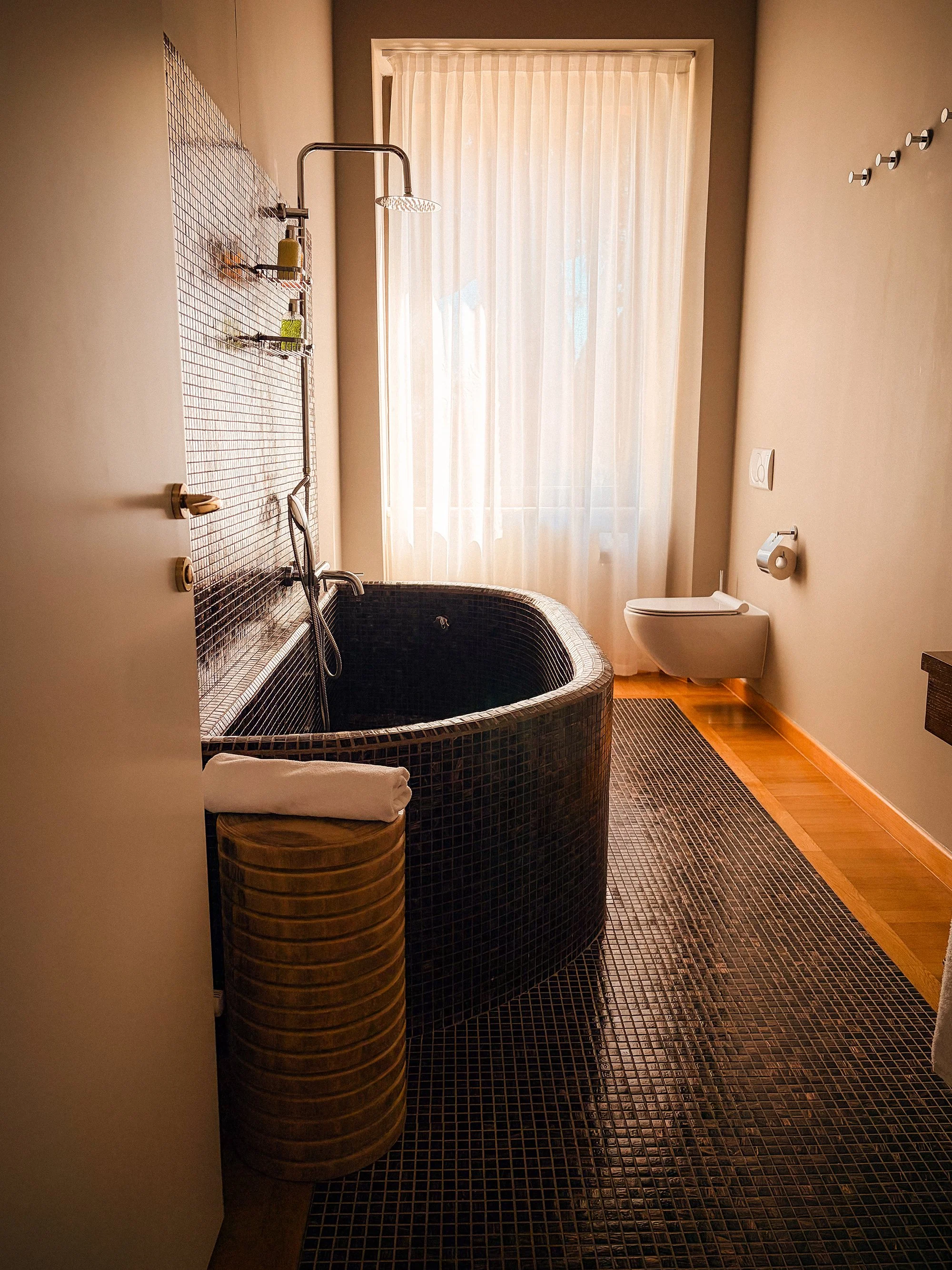 fnbj. Poggio Alla Sala Luxury Hotel Bathroom