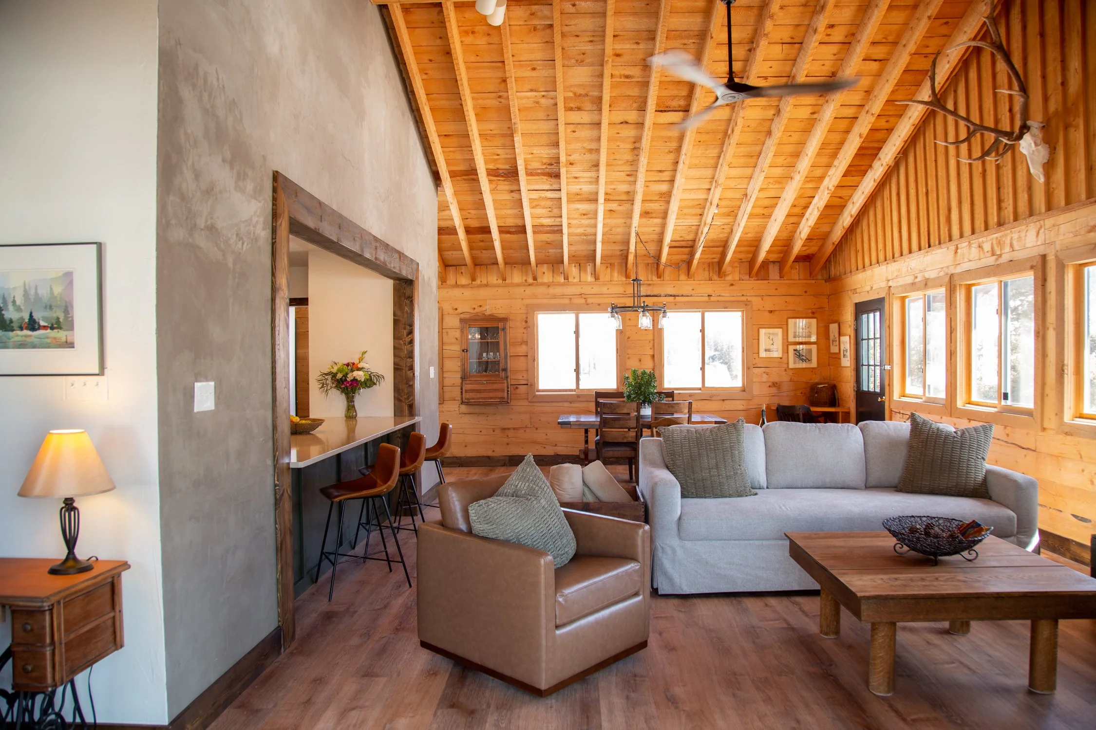 Living room 2.jpg