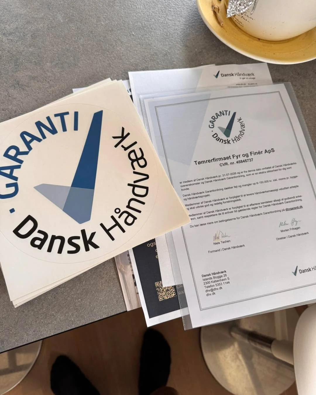🔨 Endnu et st&aelig;rkt skridt for Fyr &amp; Fin&eacute;r! 🤩

Vi kan nu officielt s&aelig;tte Dansk H&aring;ndv&aelig;rk Garanti p&aring; T&oslash;mrerfirmaet Fyr &amp; Fin&eacute;r ApS ✔️

For os handler godt h&aring;ndv&aelig;rk ikke kun om, at d