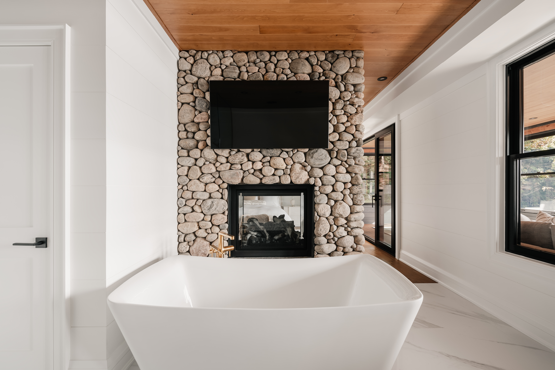 jo/ross design inc. architectural designer muskoka rocky point interior