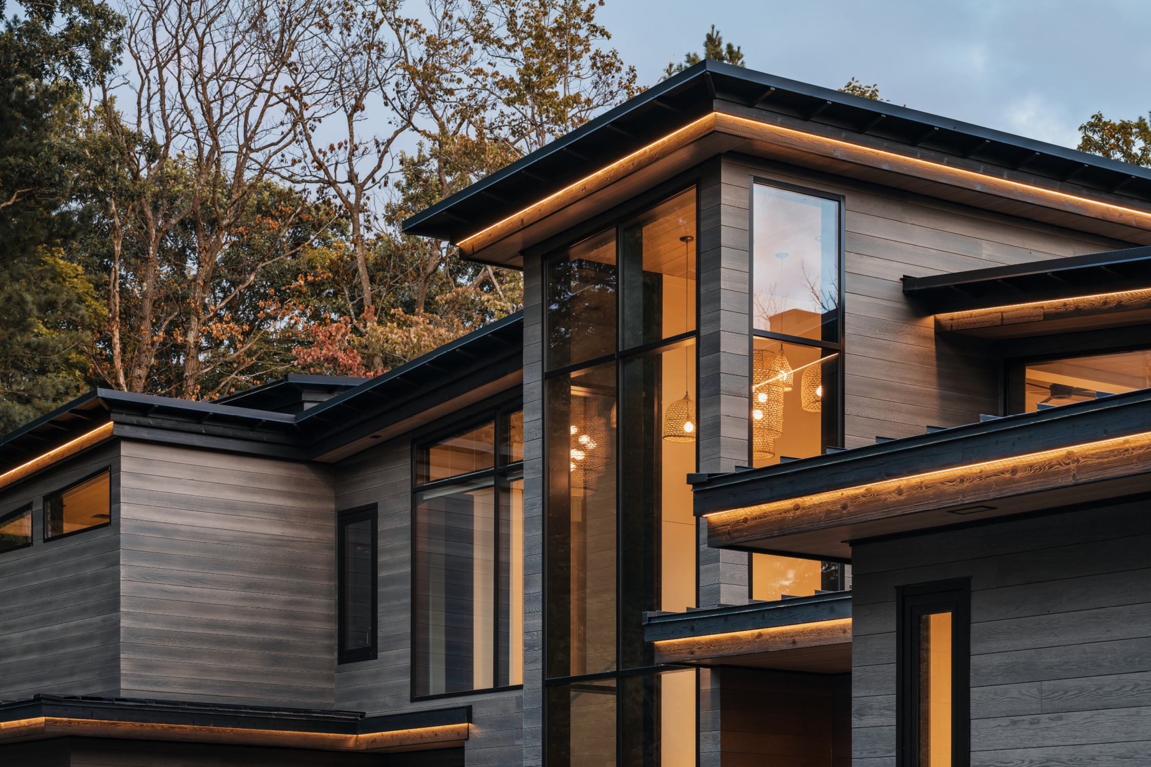 jo/ross design inc. architectural designer muskoka project roofline darkwood