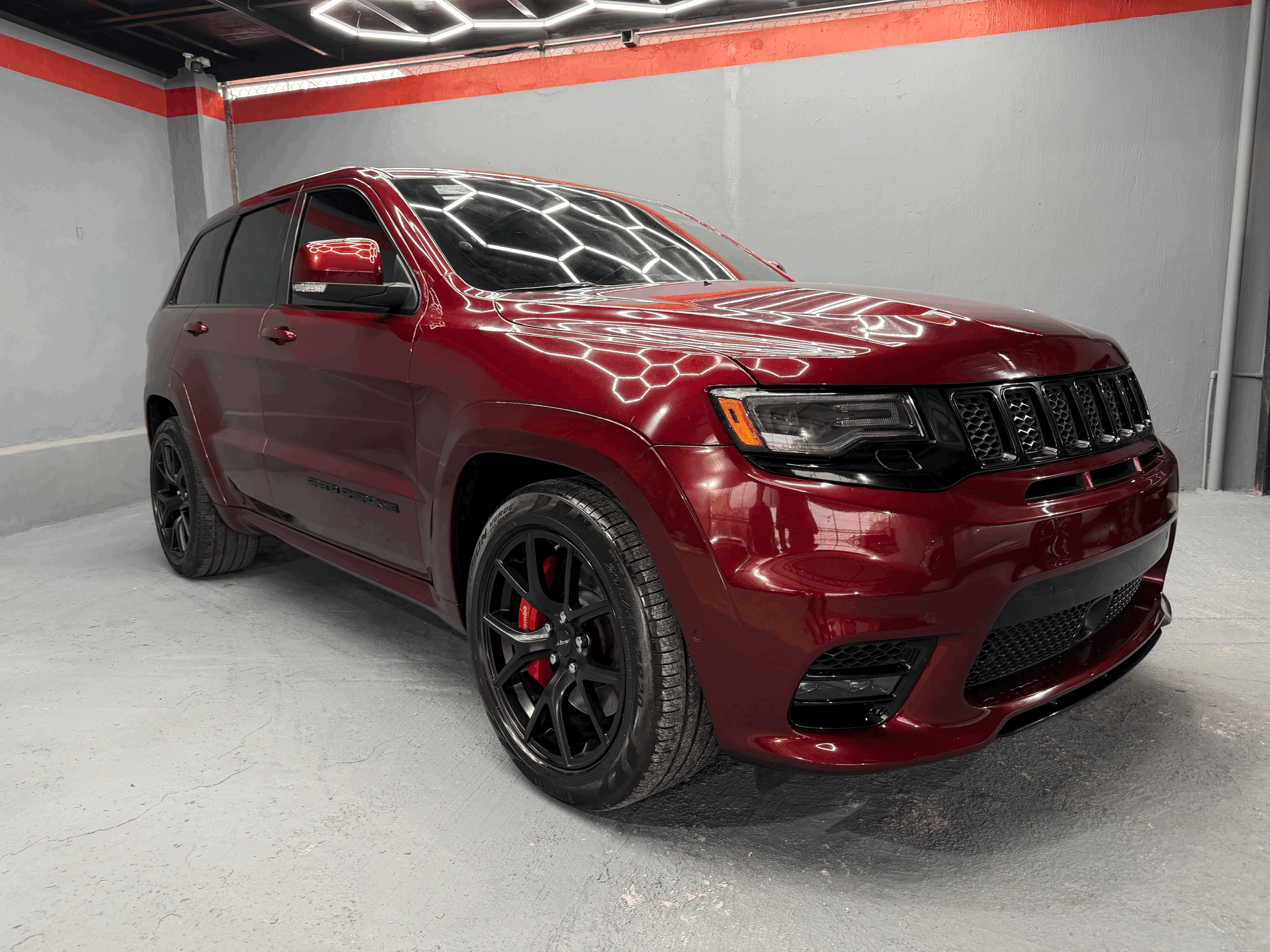 🚘 Jeep Grand Cherokee SRT 2018