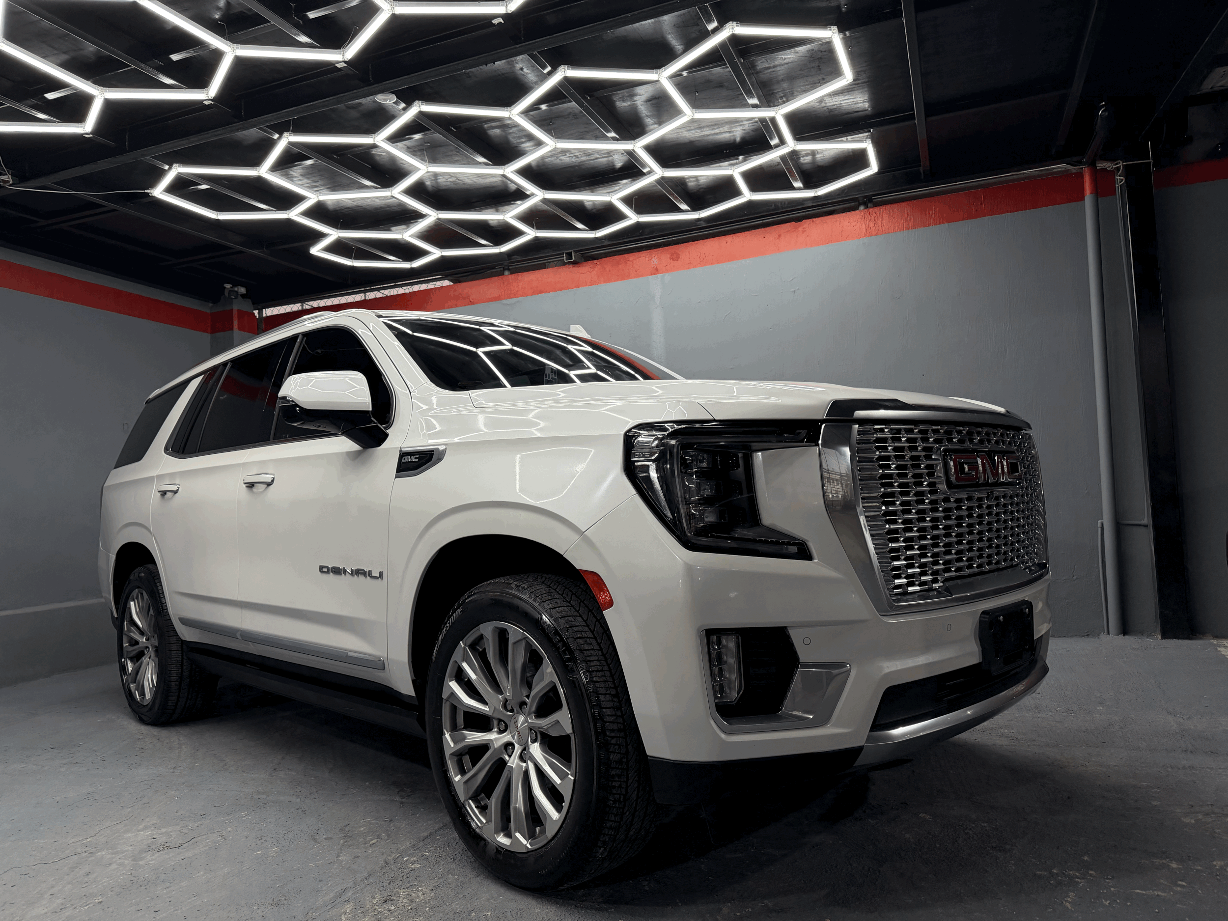 🚘 GMC Yukon Denali 2022