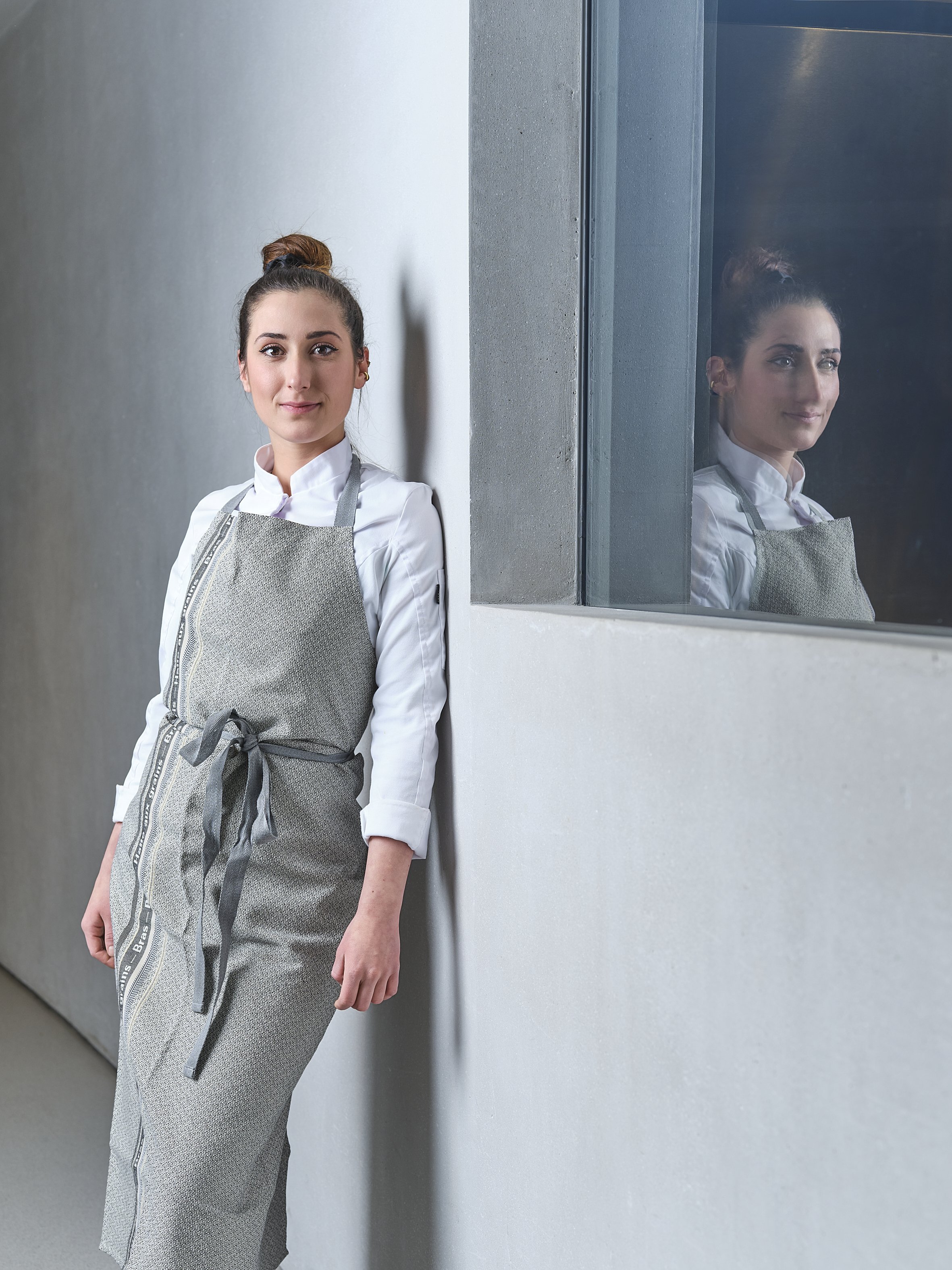 Delphine-Constantini-restaurant-chef-portrait-halles-aux-grains-constance